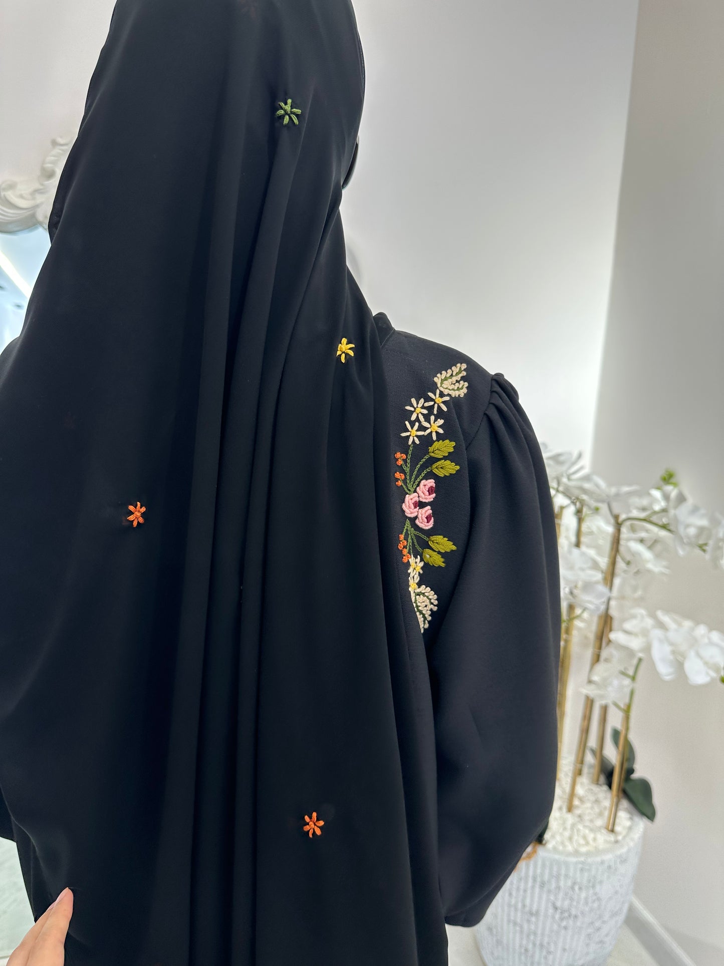 C Black Linen Embroidered Abaya Set