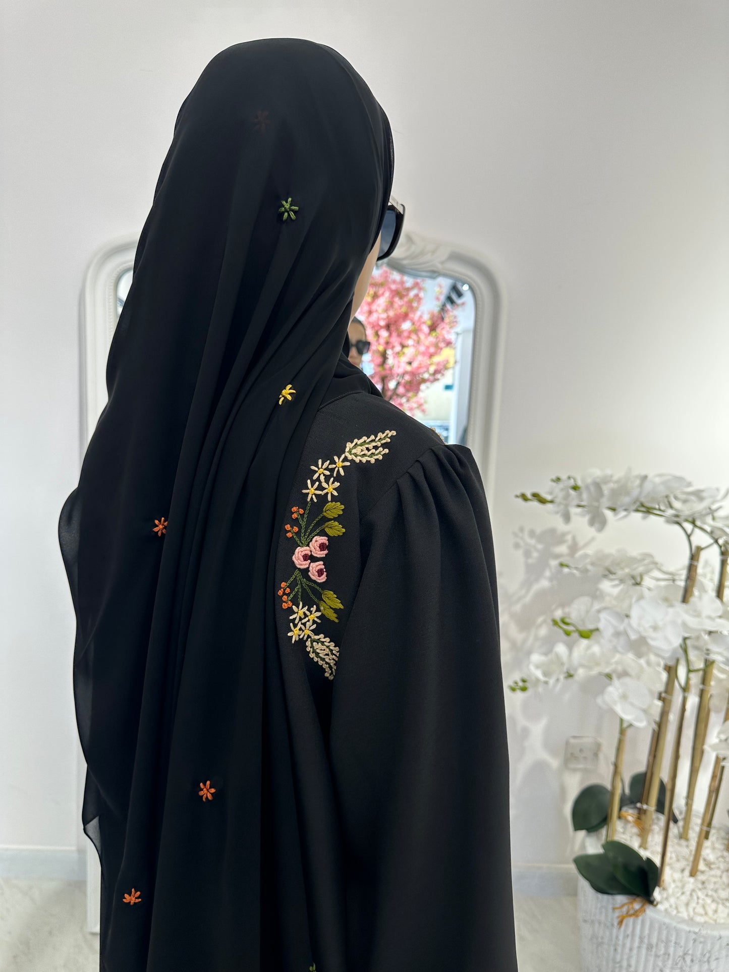 C Black Linen Embroidered Abaya Set