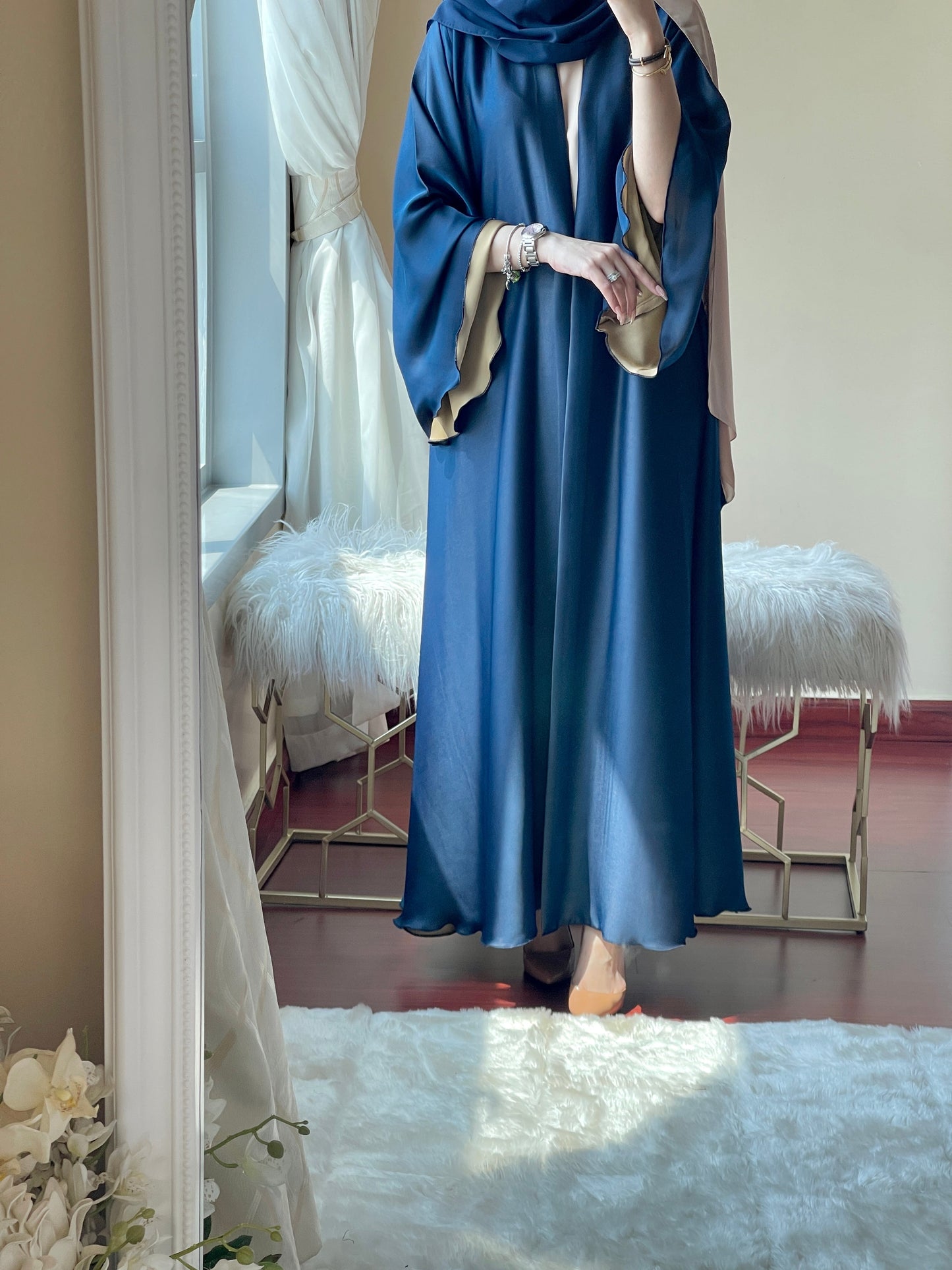 C-RTW-Blue-Beige-Duotone-Abaya-Set