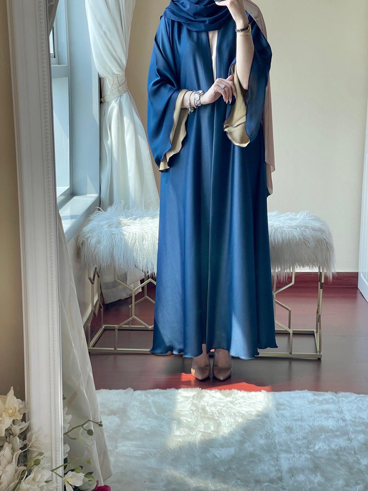 C-RTW-Blue-Beige-Duotone-Abaya-Set