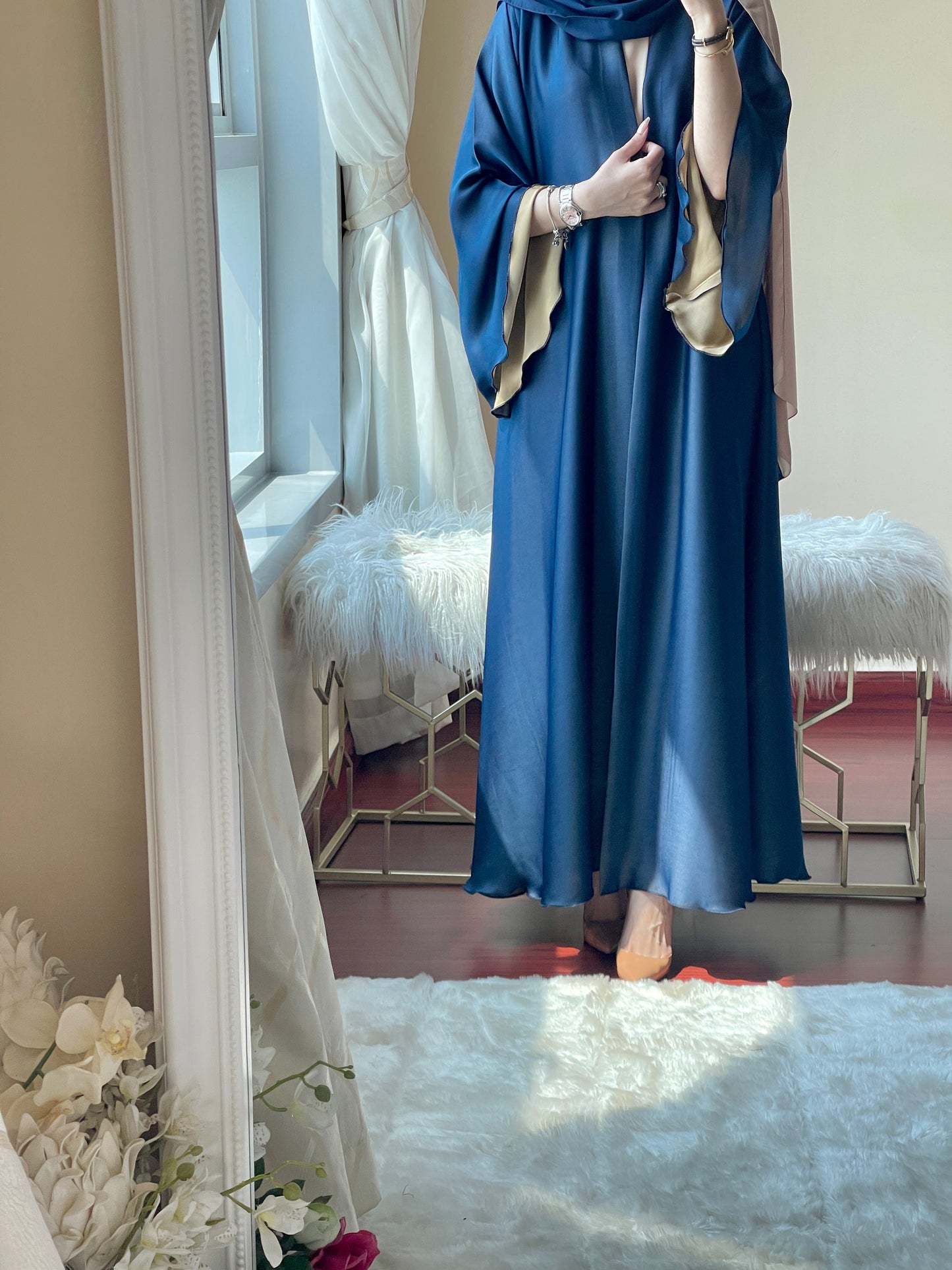 C-RTW-Blue-Beige-Duotone-Abaya-Set