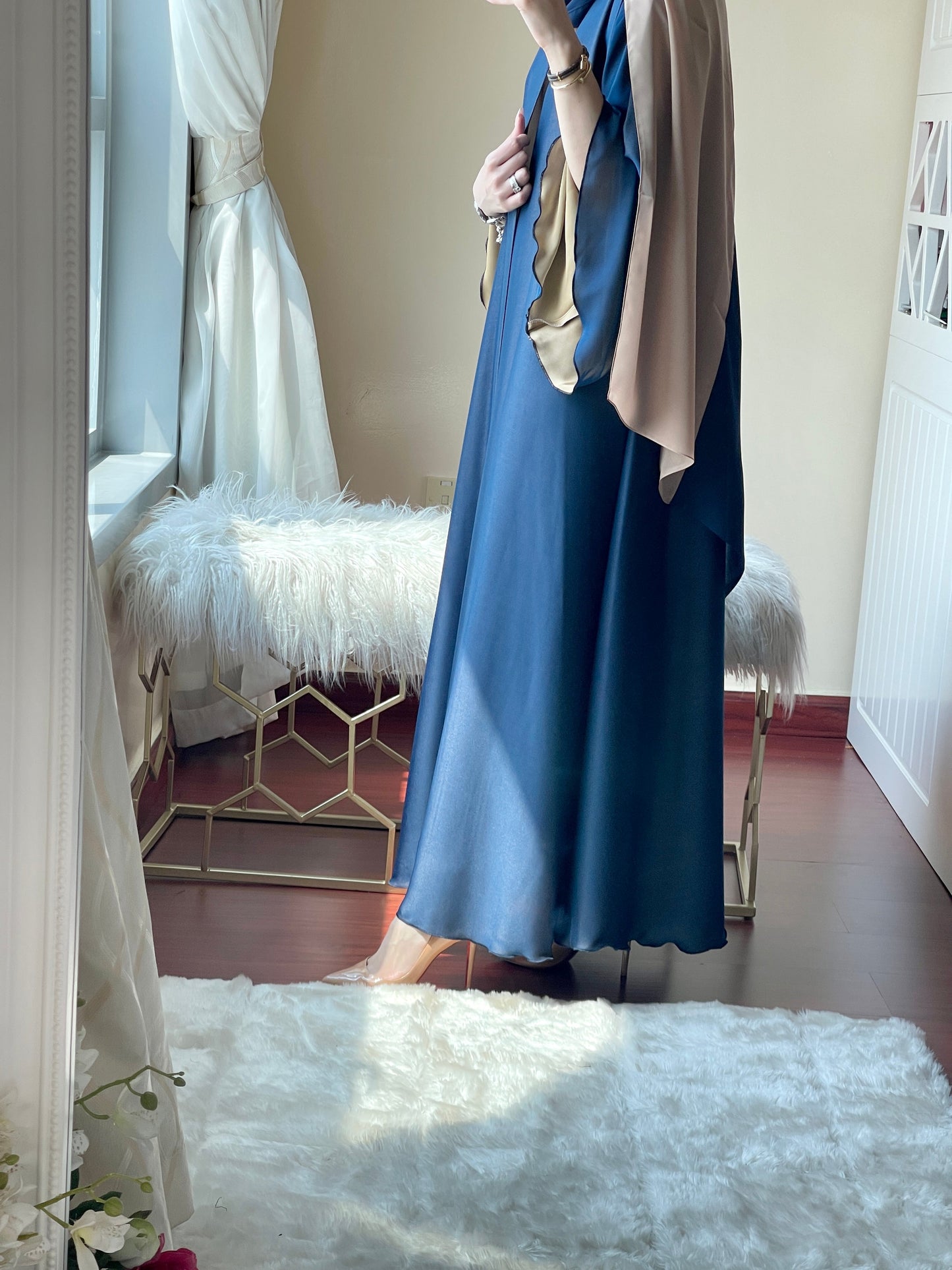 C-RTW-Blue-Beige-Duotone-Abaya-Set