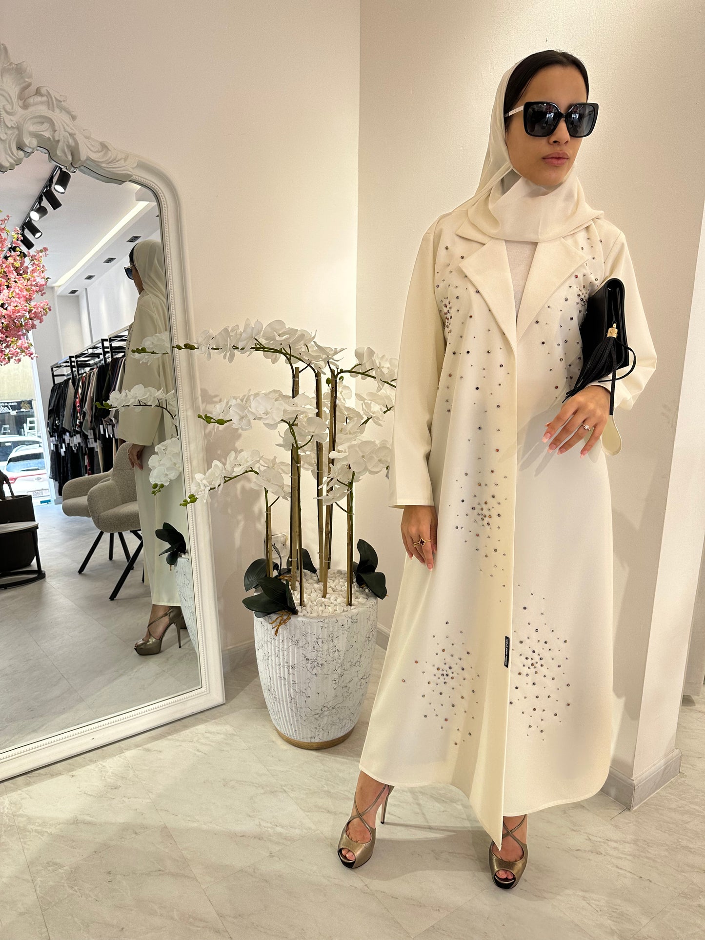 C Summer White Crystal Abaya