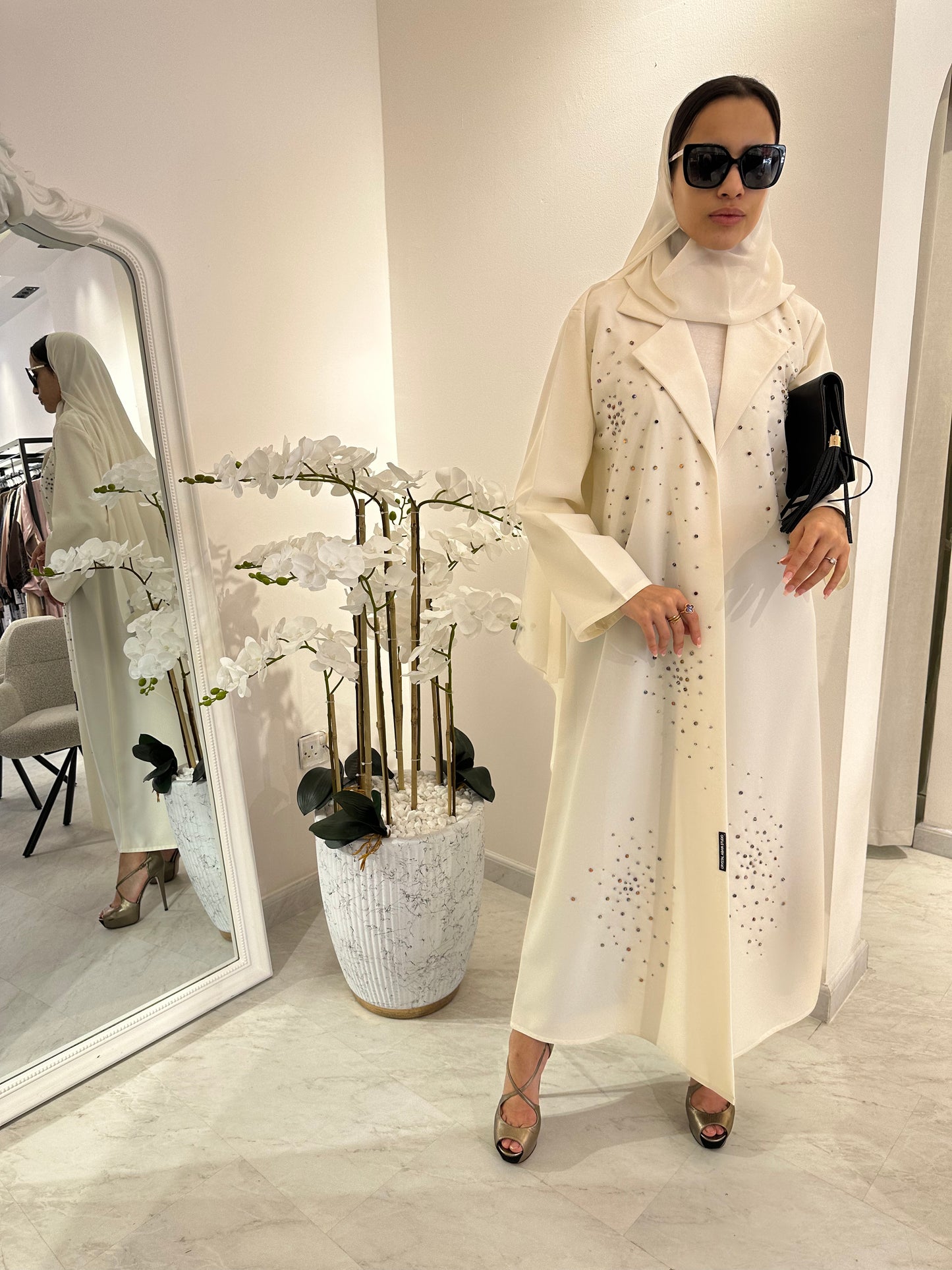 C Summer White Crystal Abaya