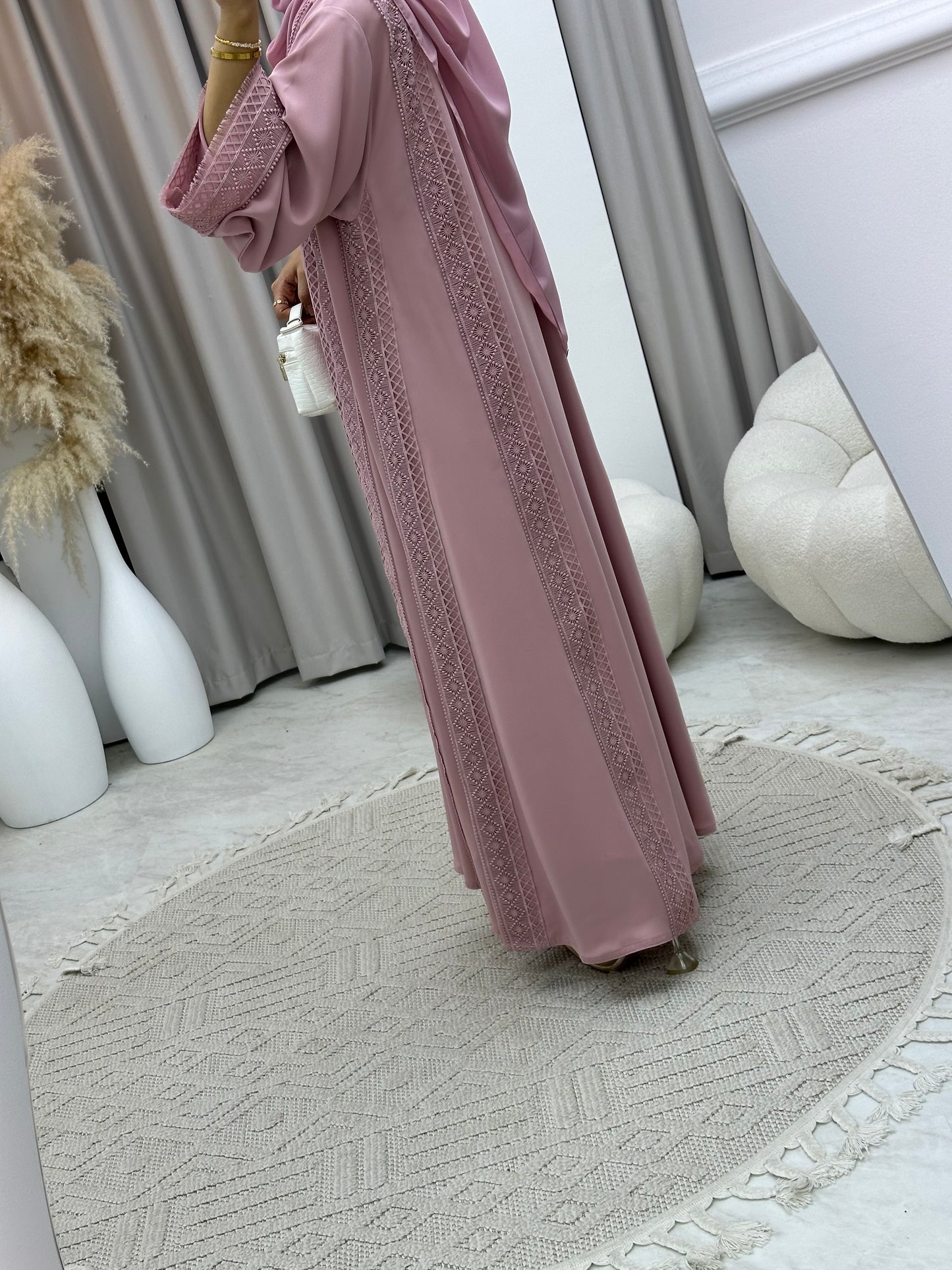 C 0154 Pink Lace Abaya