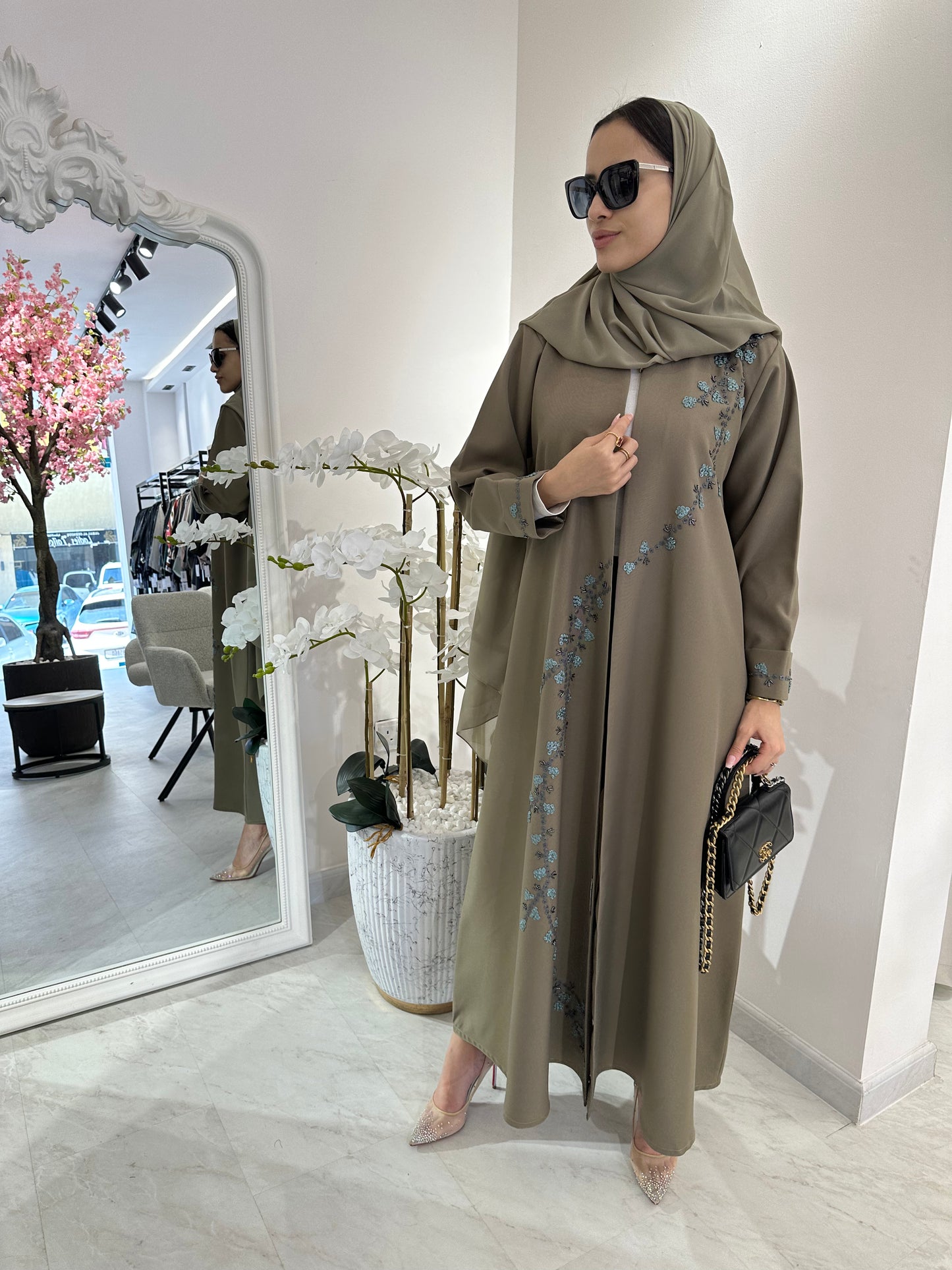 C Summer Beige Blue Floral Abaya