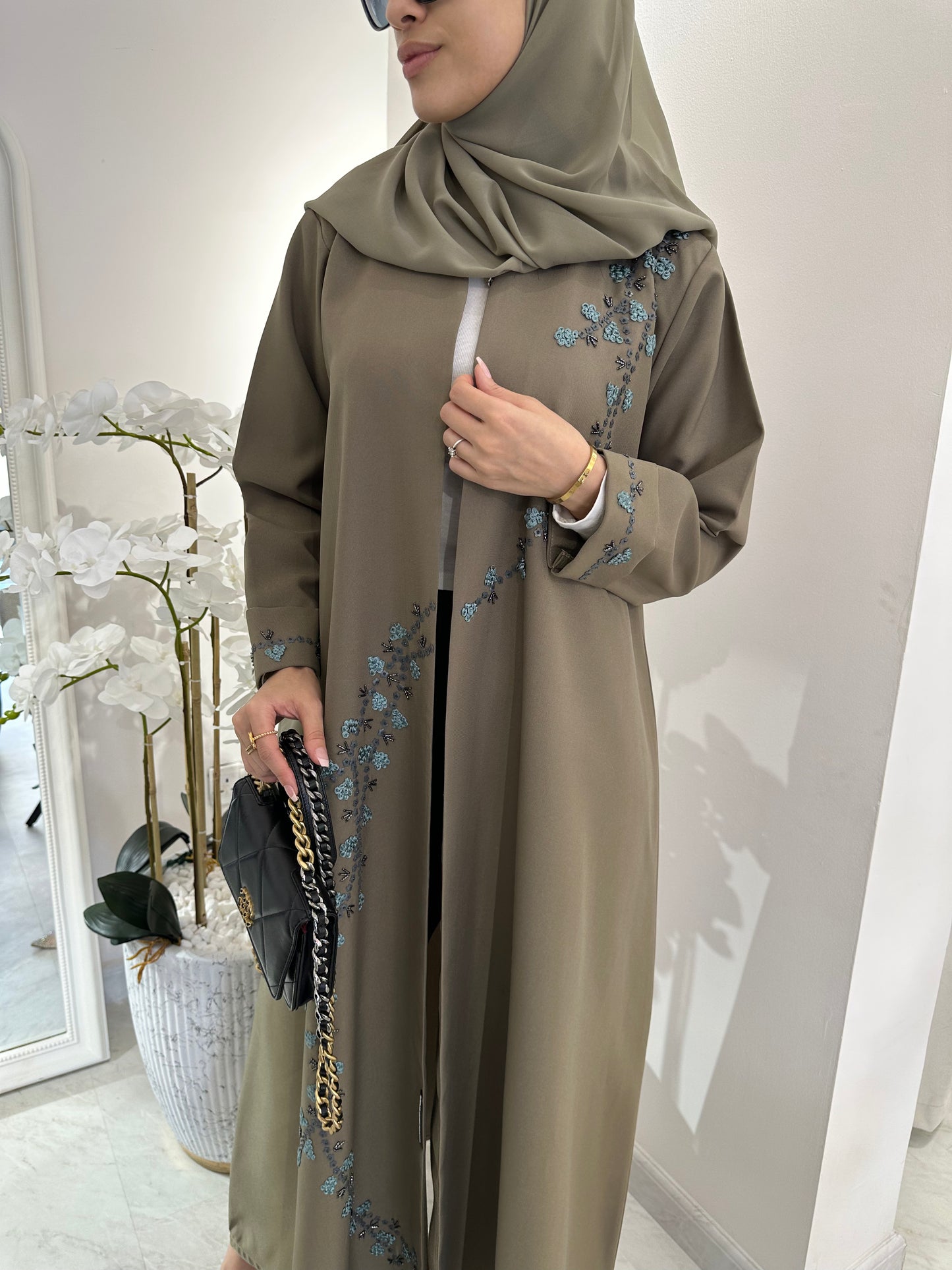 C Summer Beige Blue Floral Abaya