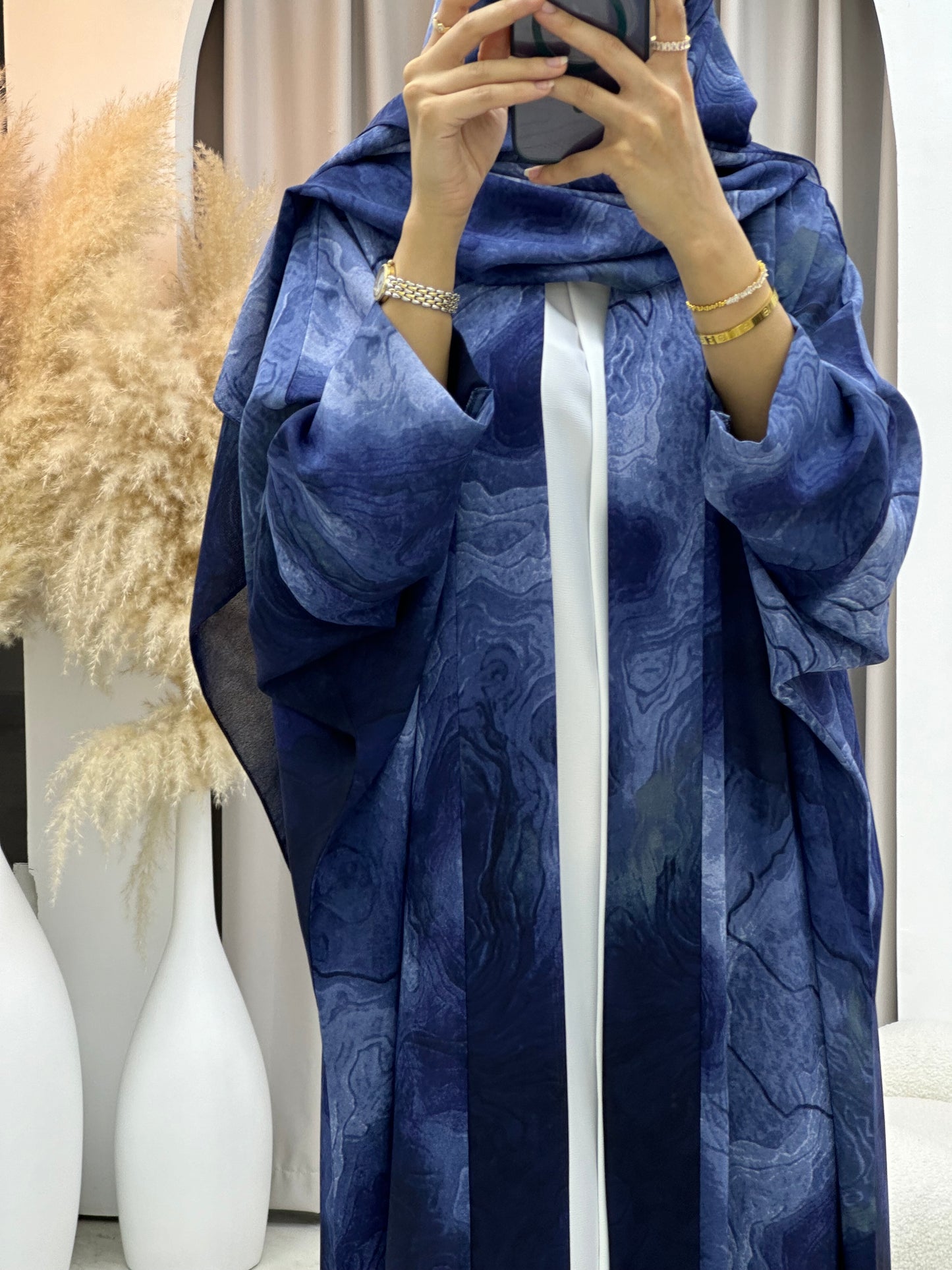 C 0152-03 Blue Marble Abaya