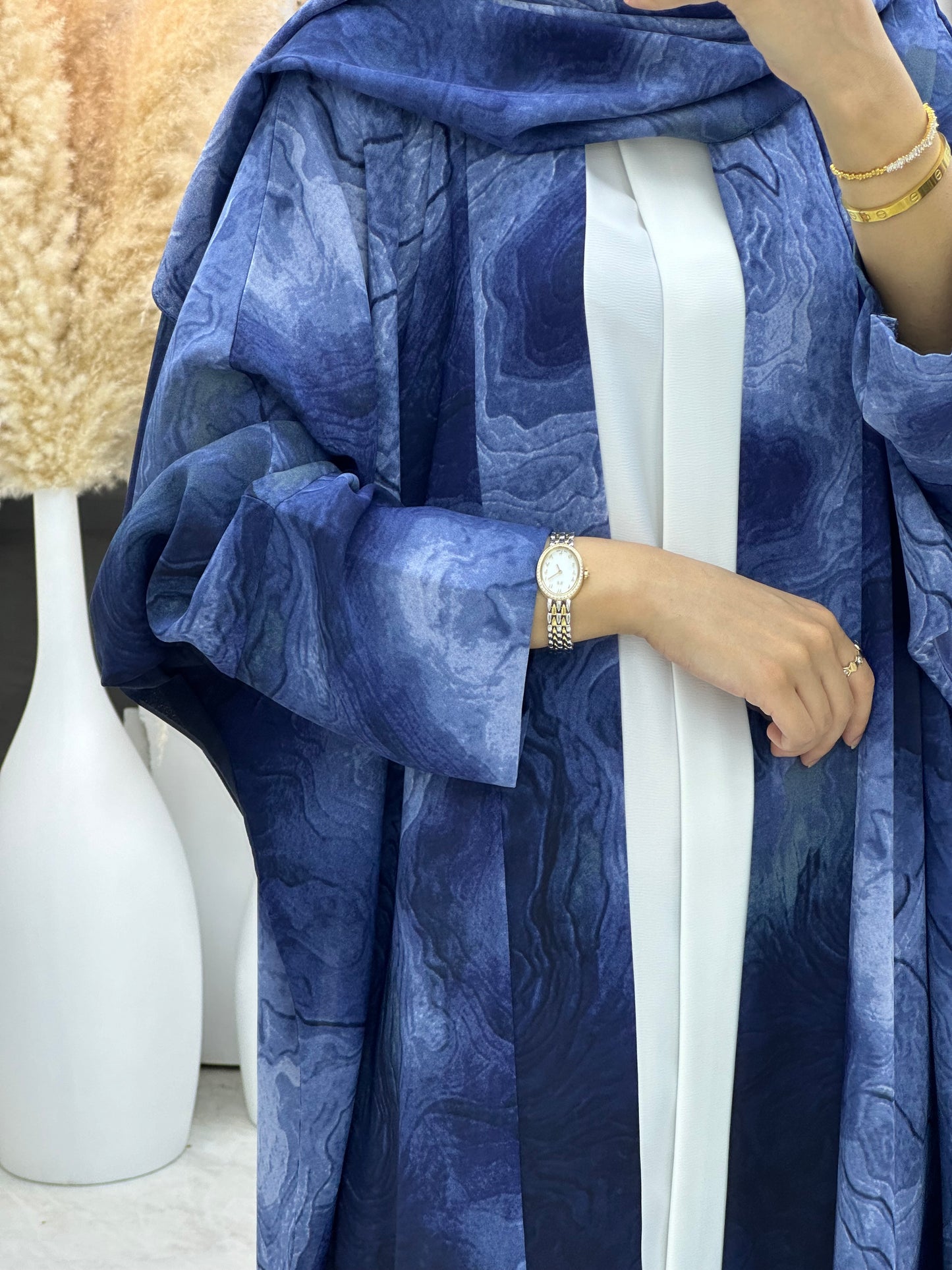 C 0152-03 Blue Marble Abaya