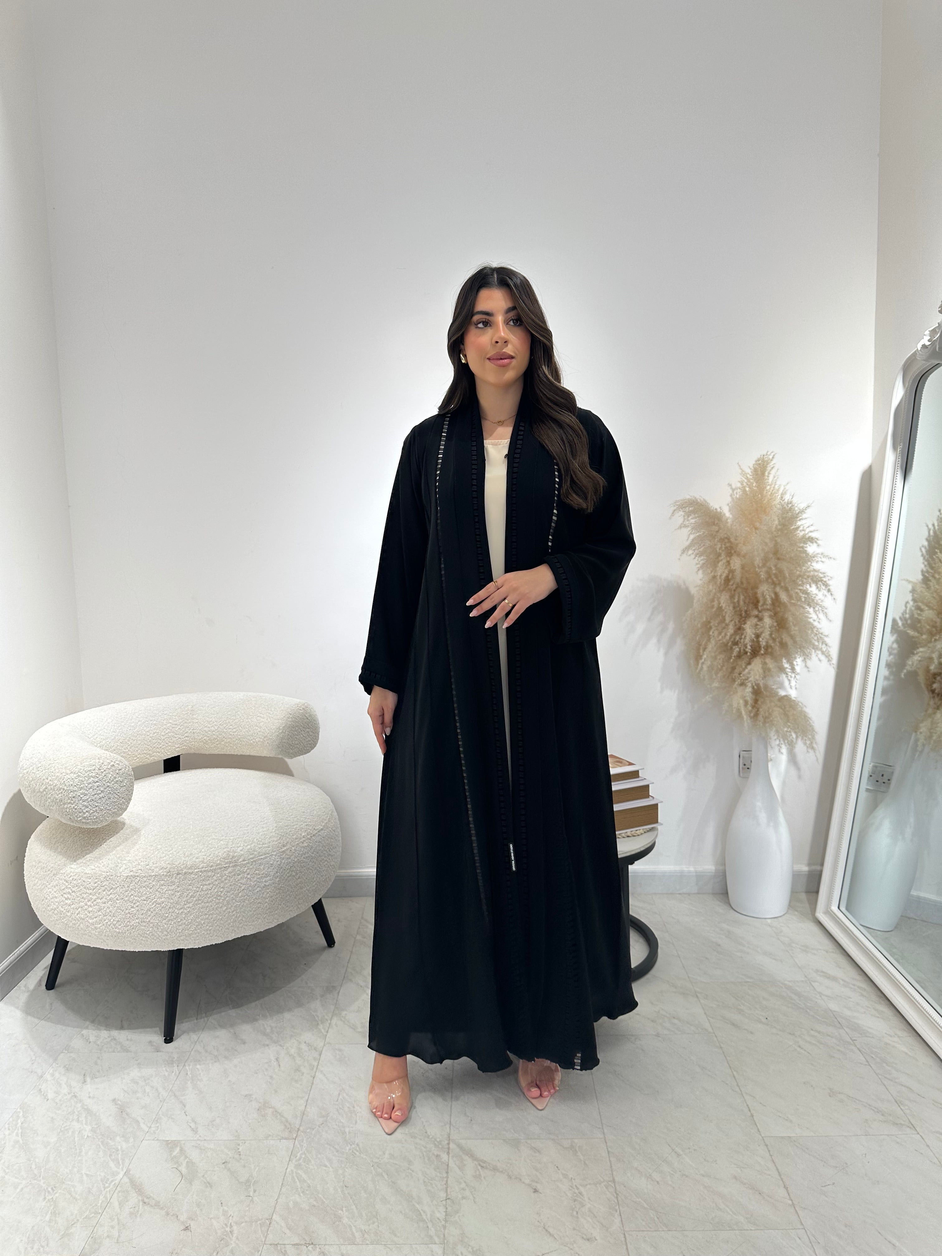 C 1313 Black Abaya