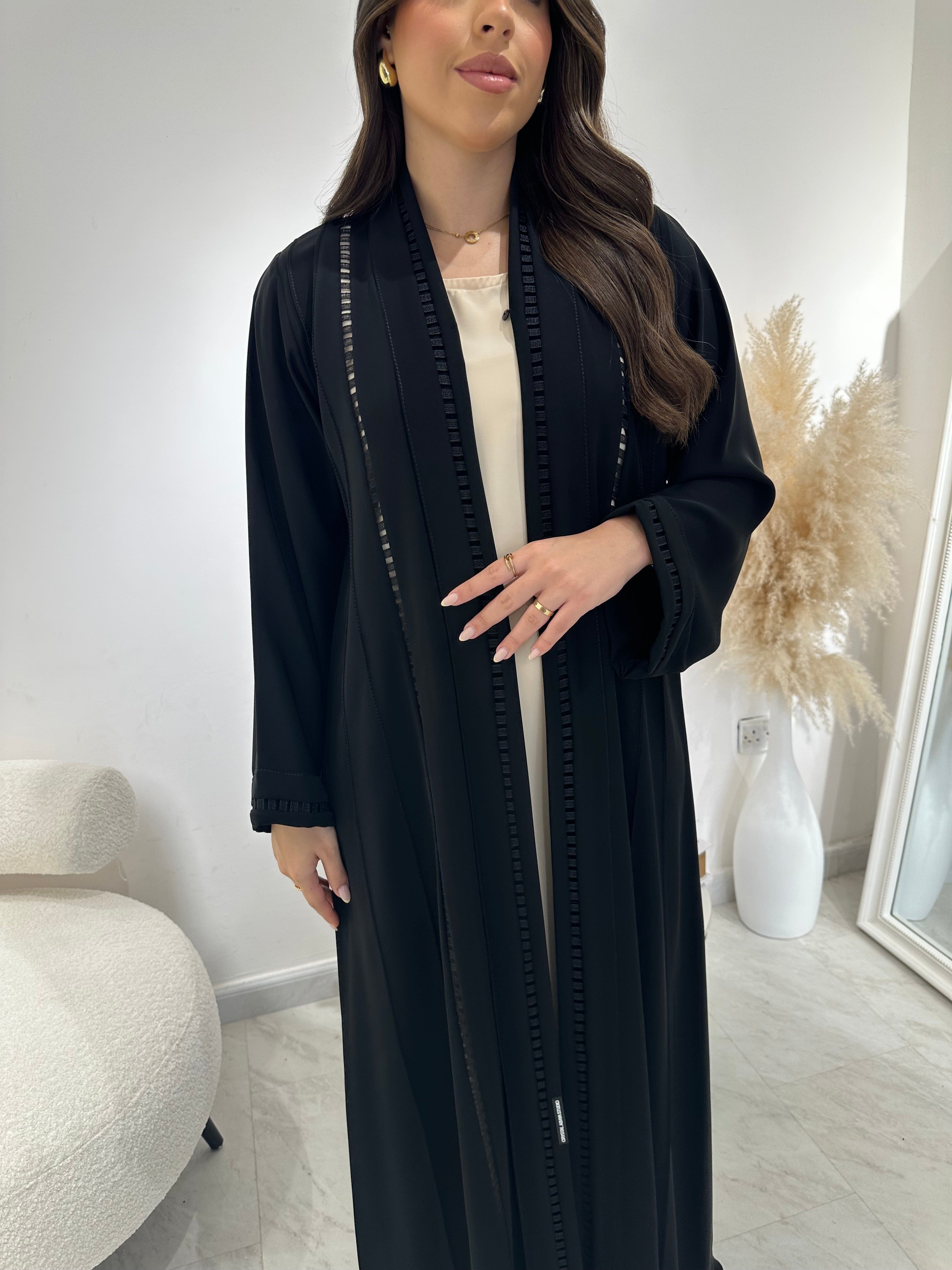 C 1313 Black Abaya