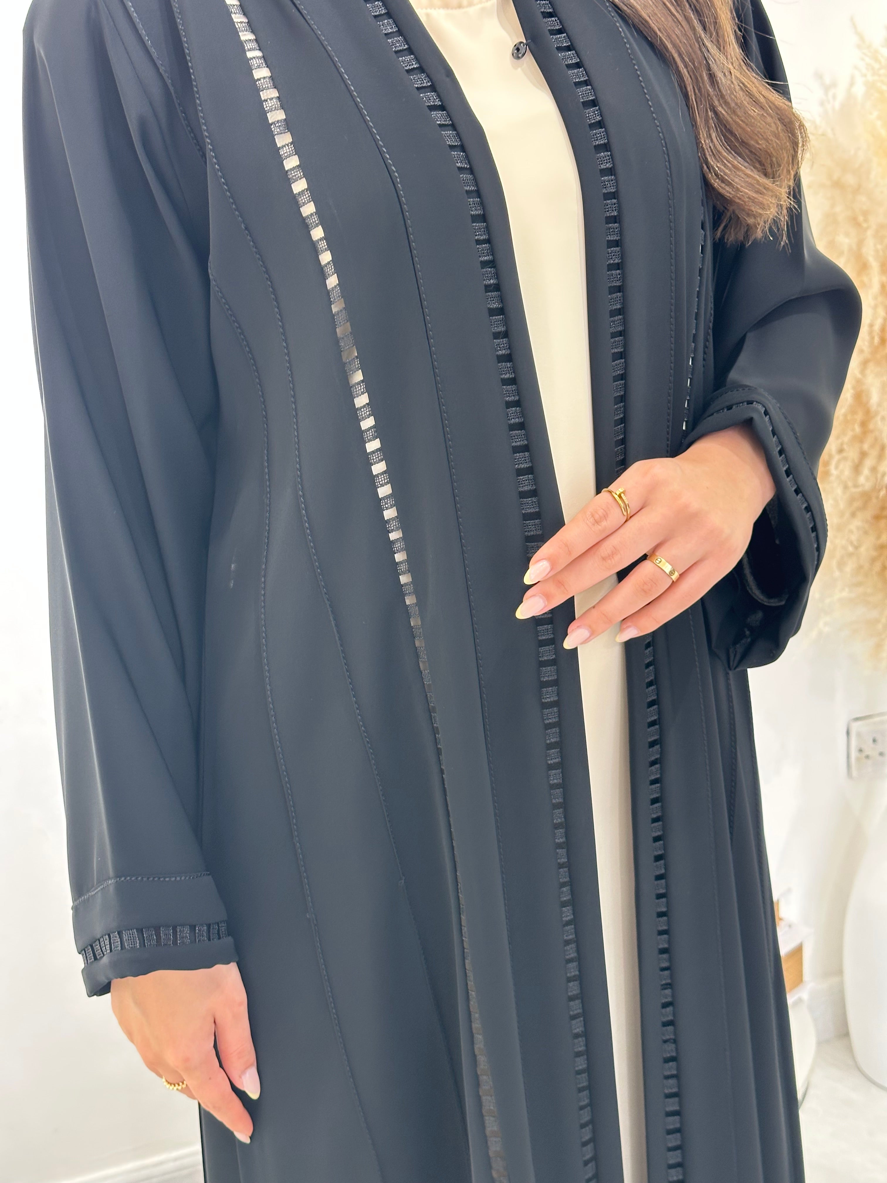 C 1313 Black Abaya