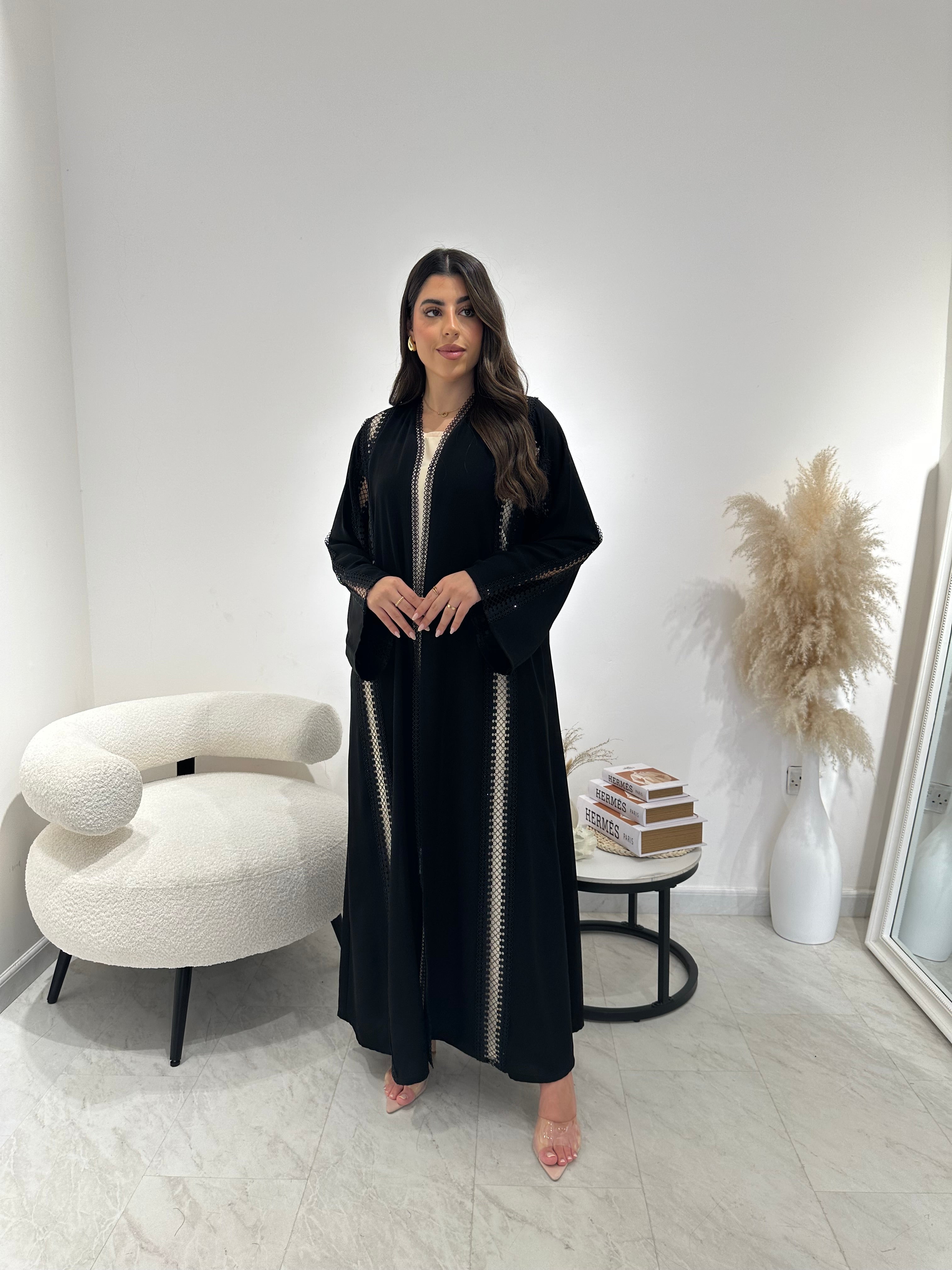 C 1315 Black Lace Abaya