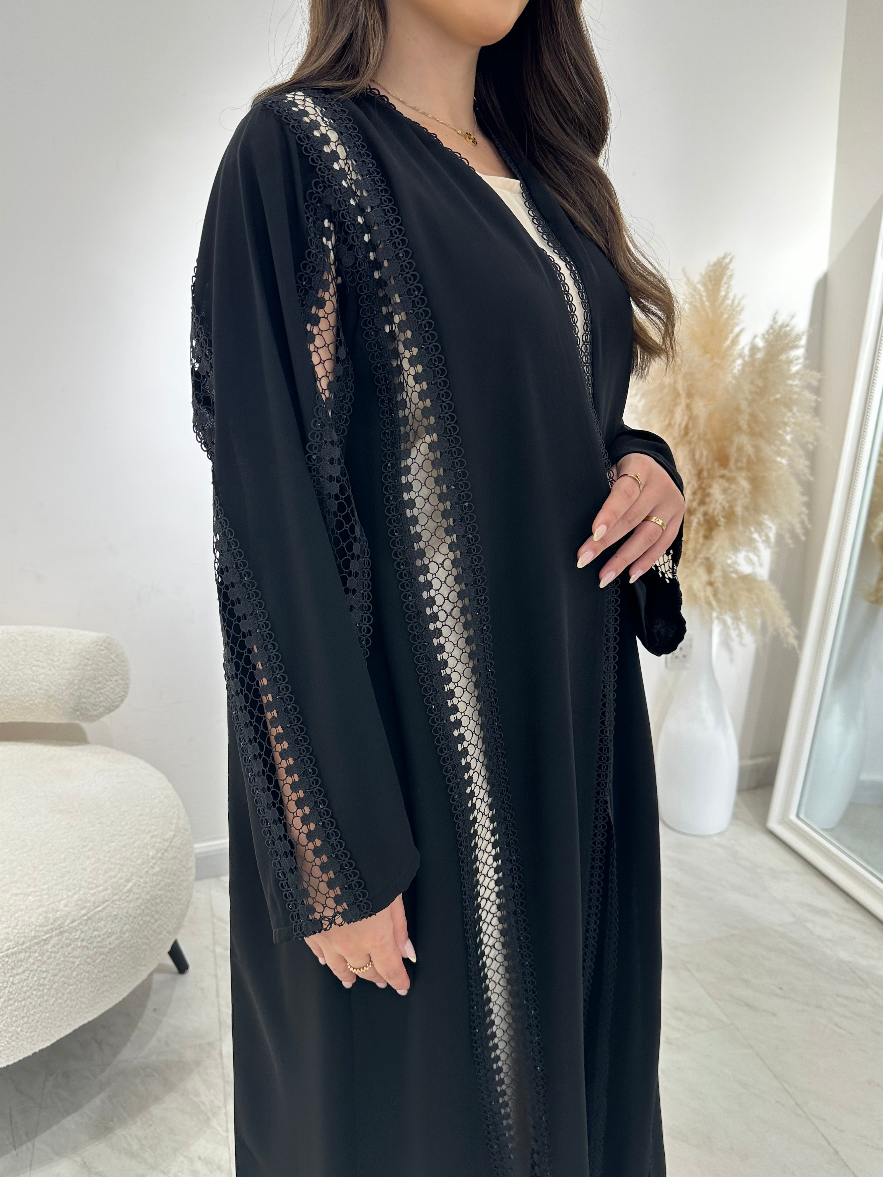 C 1315 Black Lace Abaya
