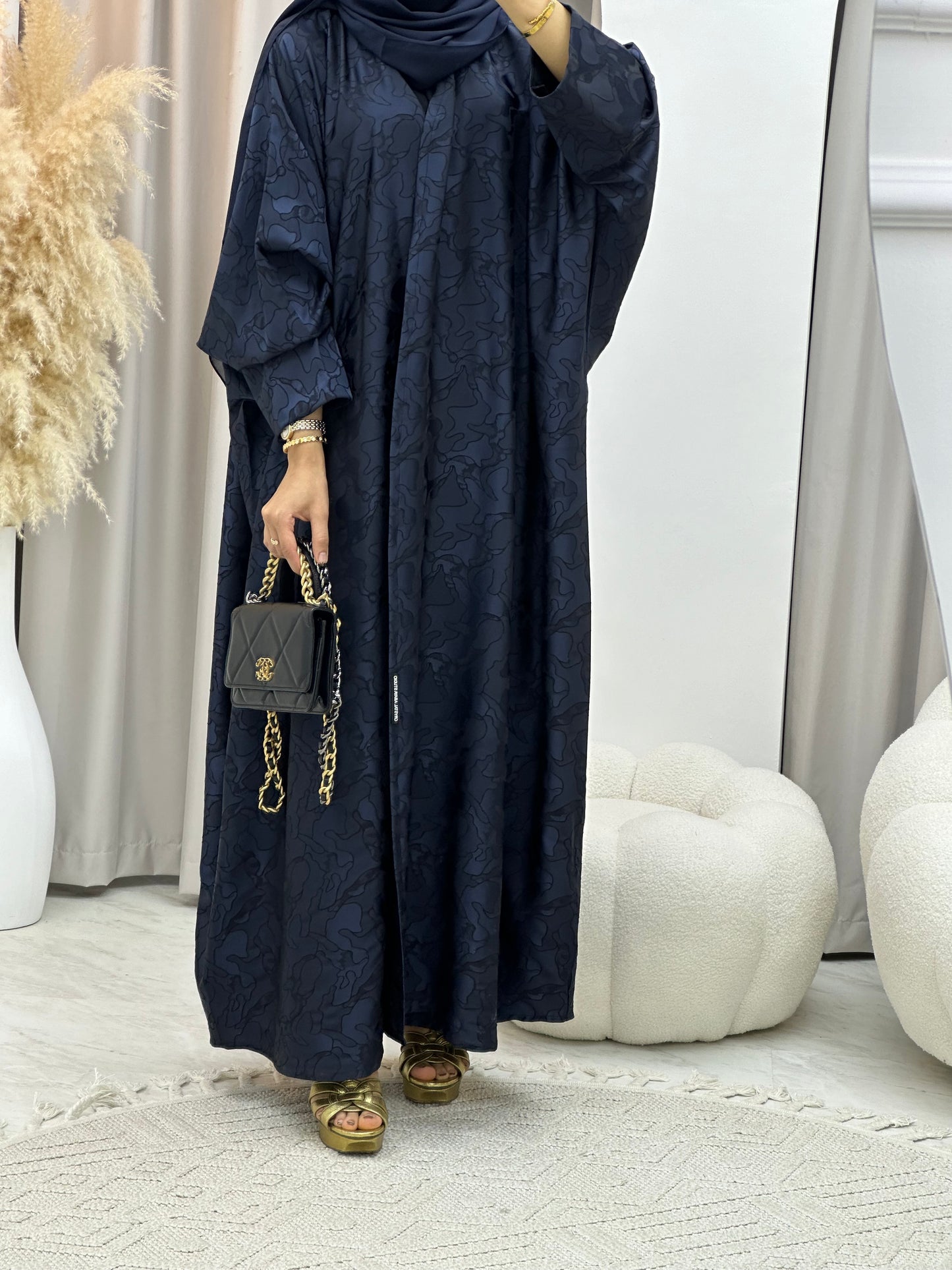 C 0159-05 Navy Blue Camo Bisht Abaya