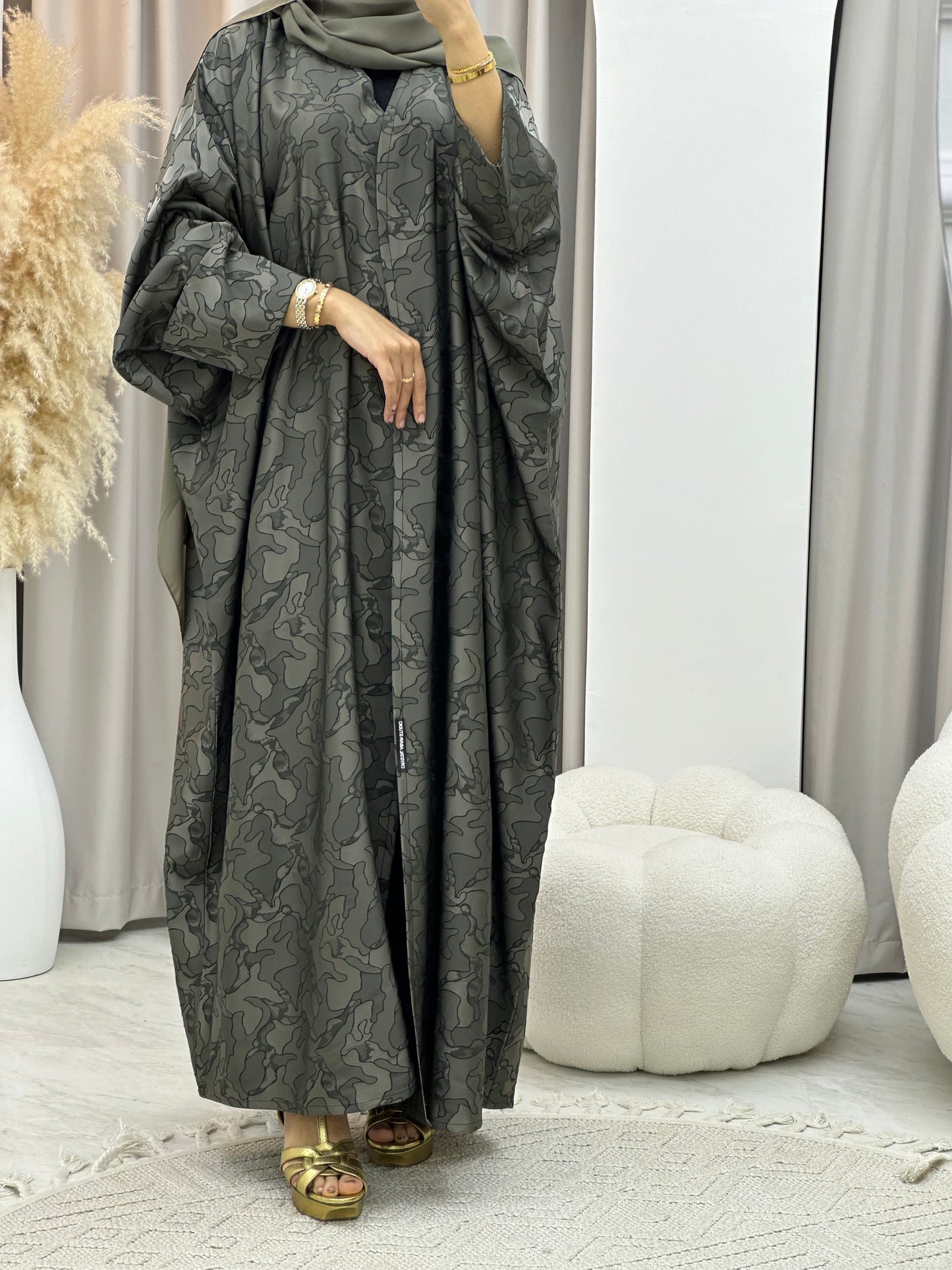 C 0159-02 Army Camo Bisht Abaya