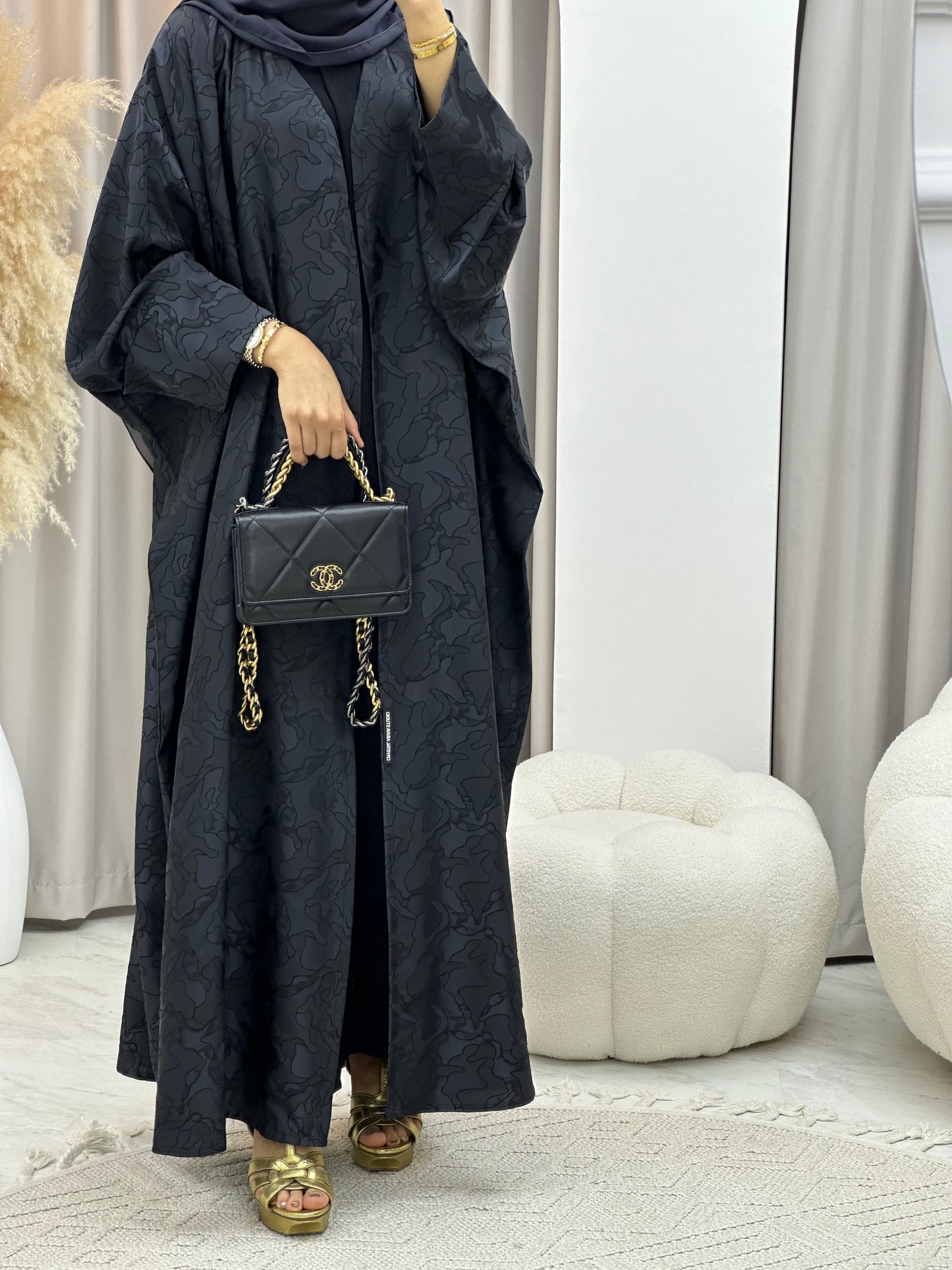 C 0159-03 Dark Grey Camo Bisht Abaya