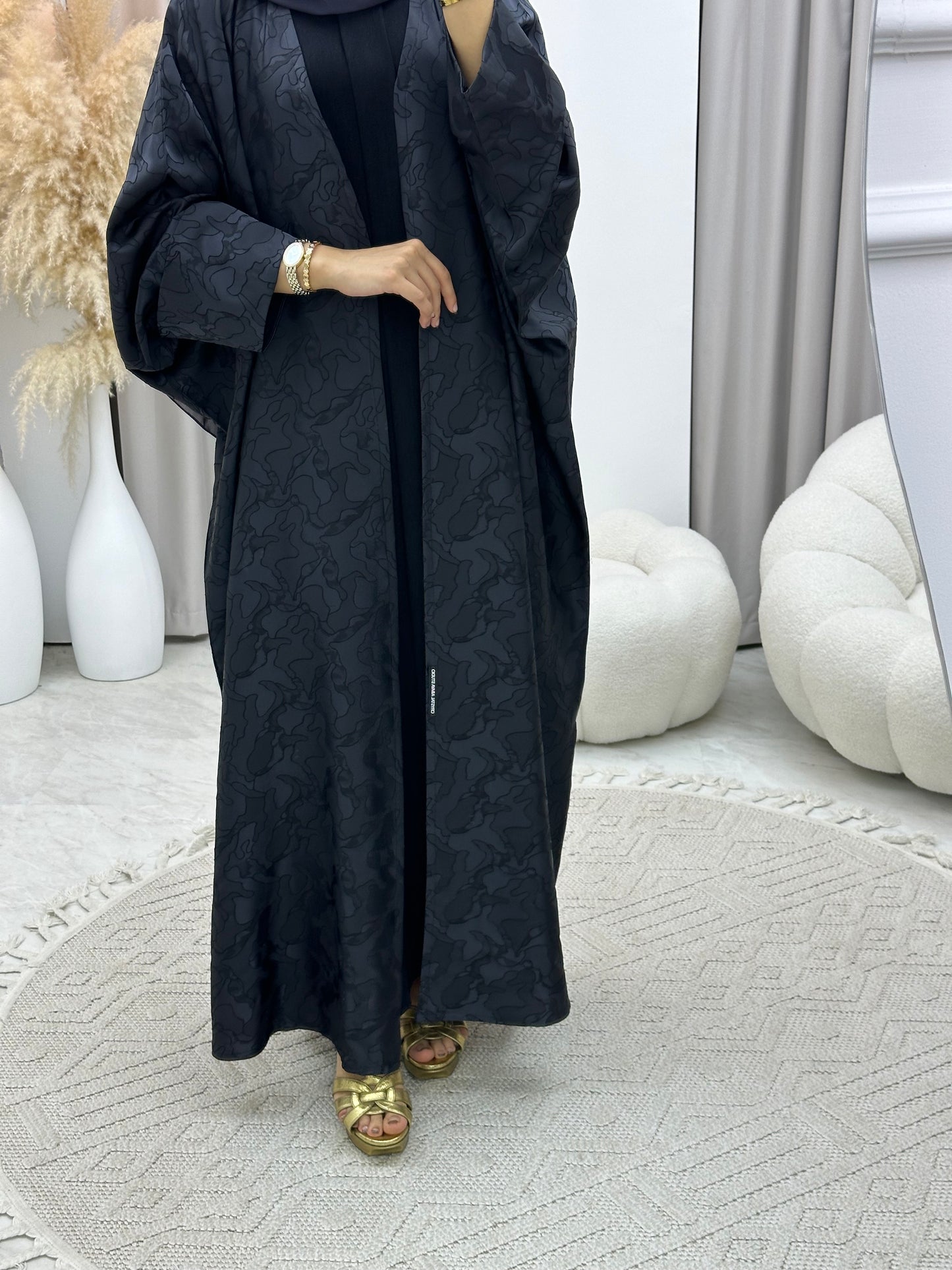 C 0159-03 Dark Grey Camo Bisht Abaya