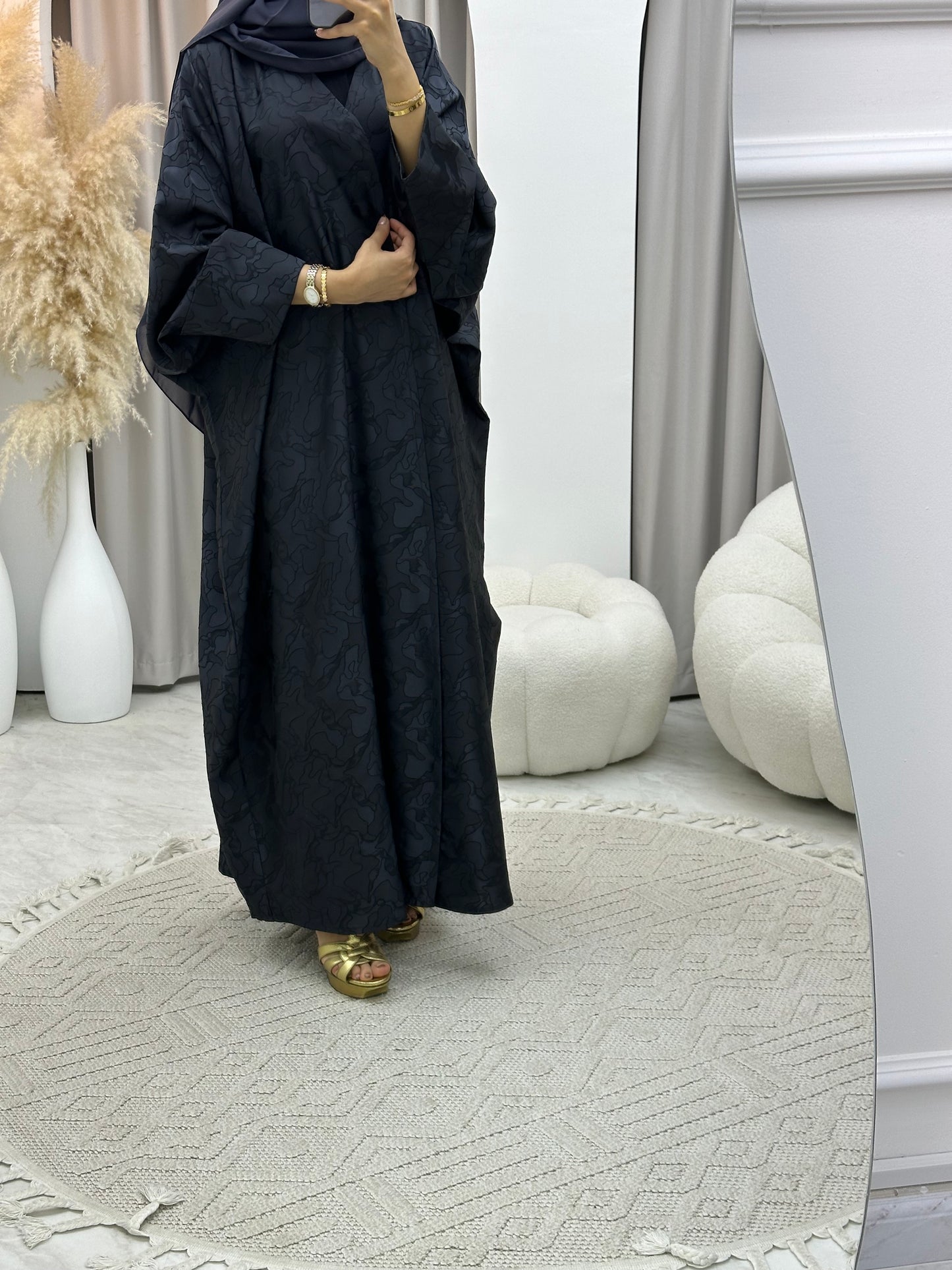 C 0159-03 Dark Grey Camo Bisht Abaya