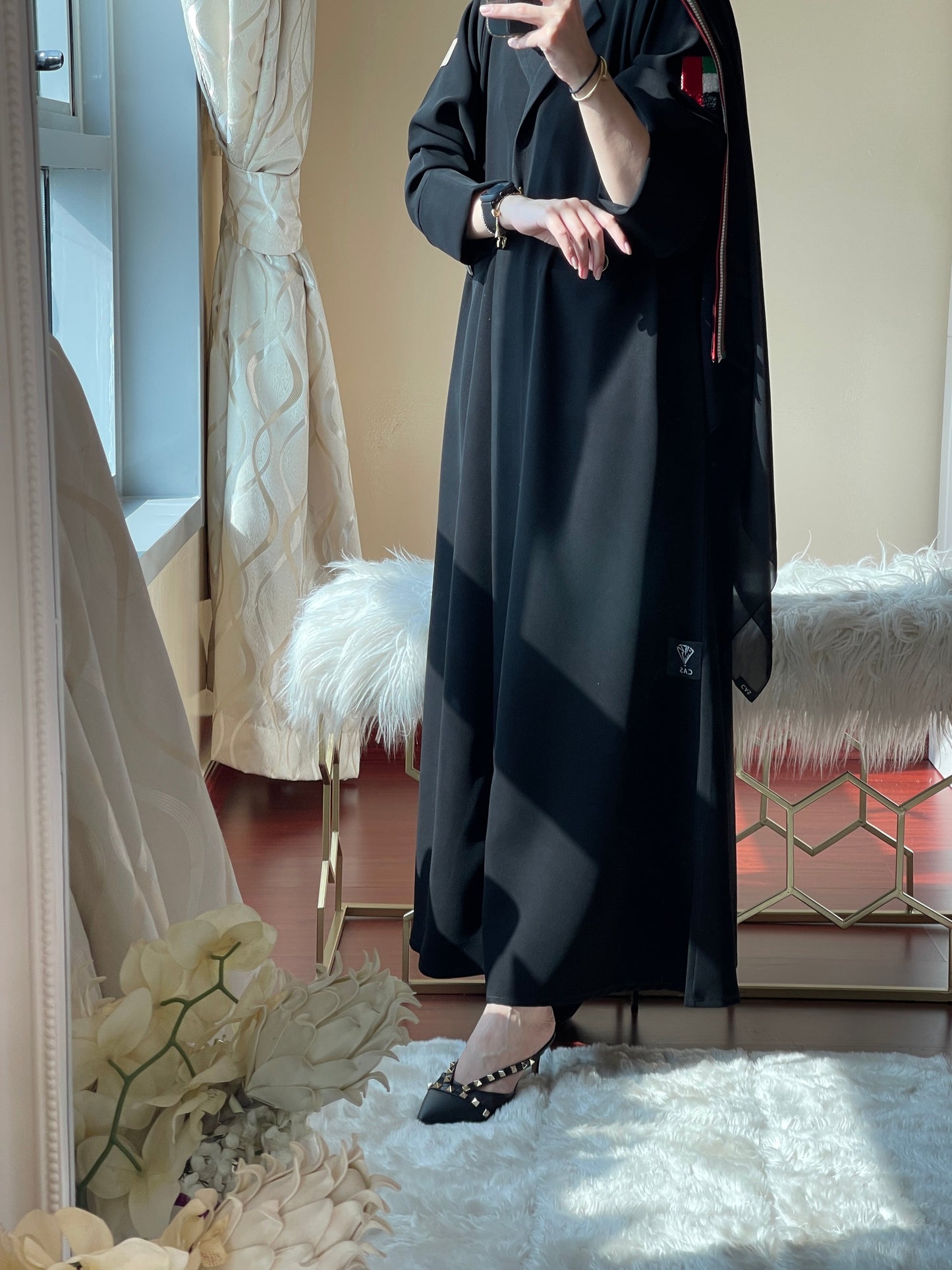 C-RTW-National-Day-Abaya-02