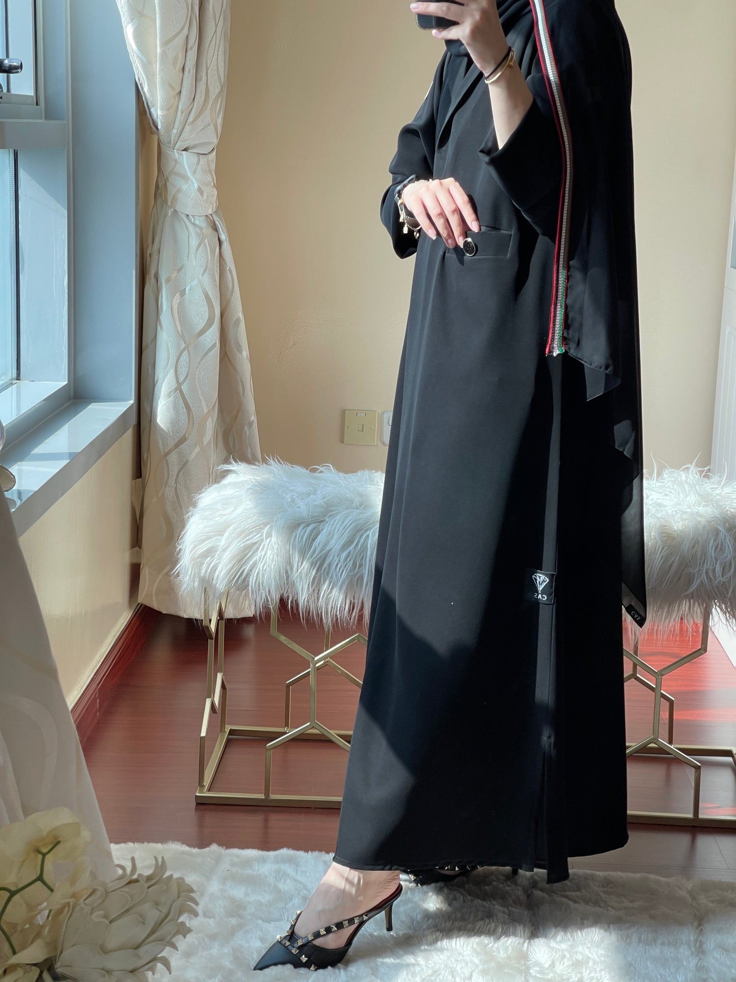 C-RTW-National-Day-Abaya-02