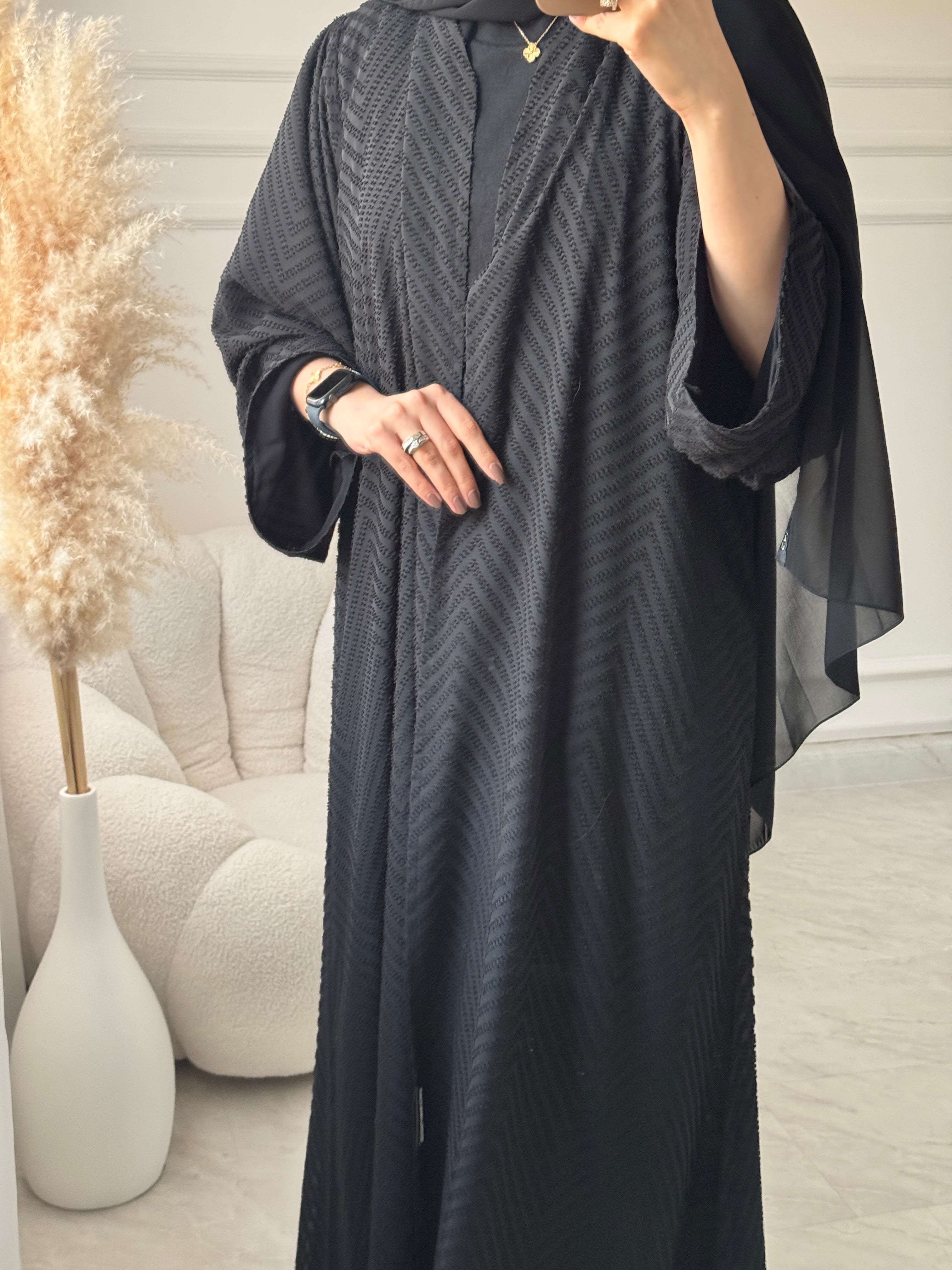C 1470 Black Abaya