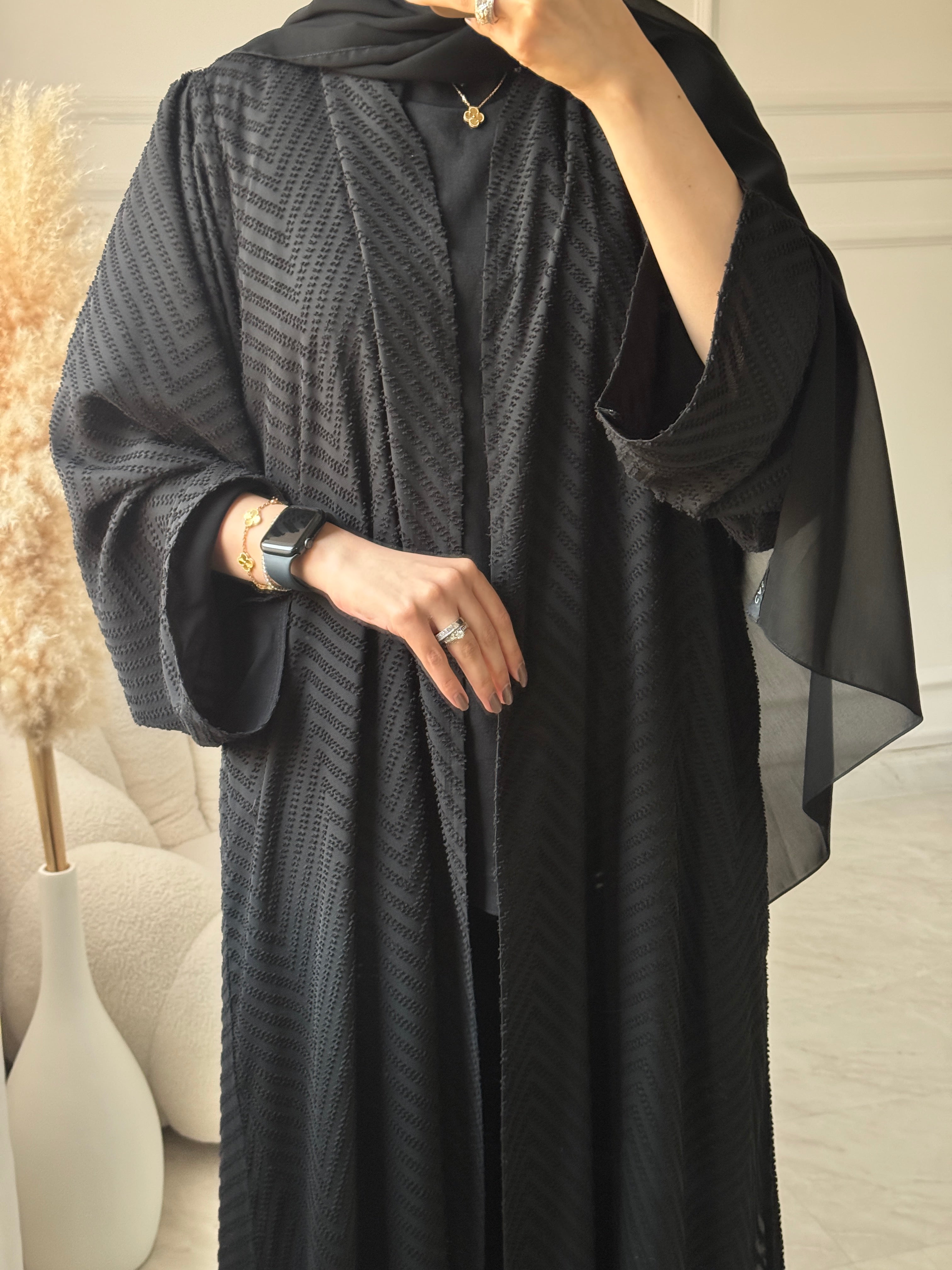 C 1470 Black Abaya