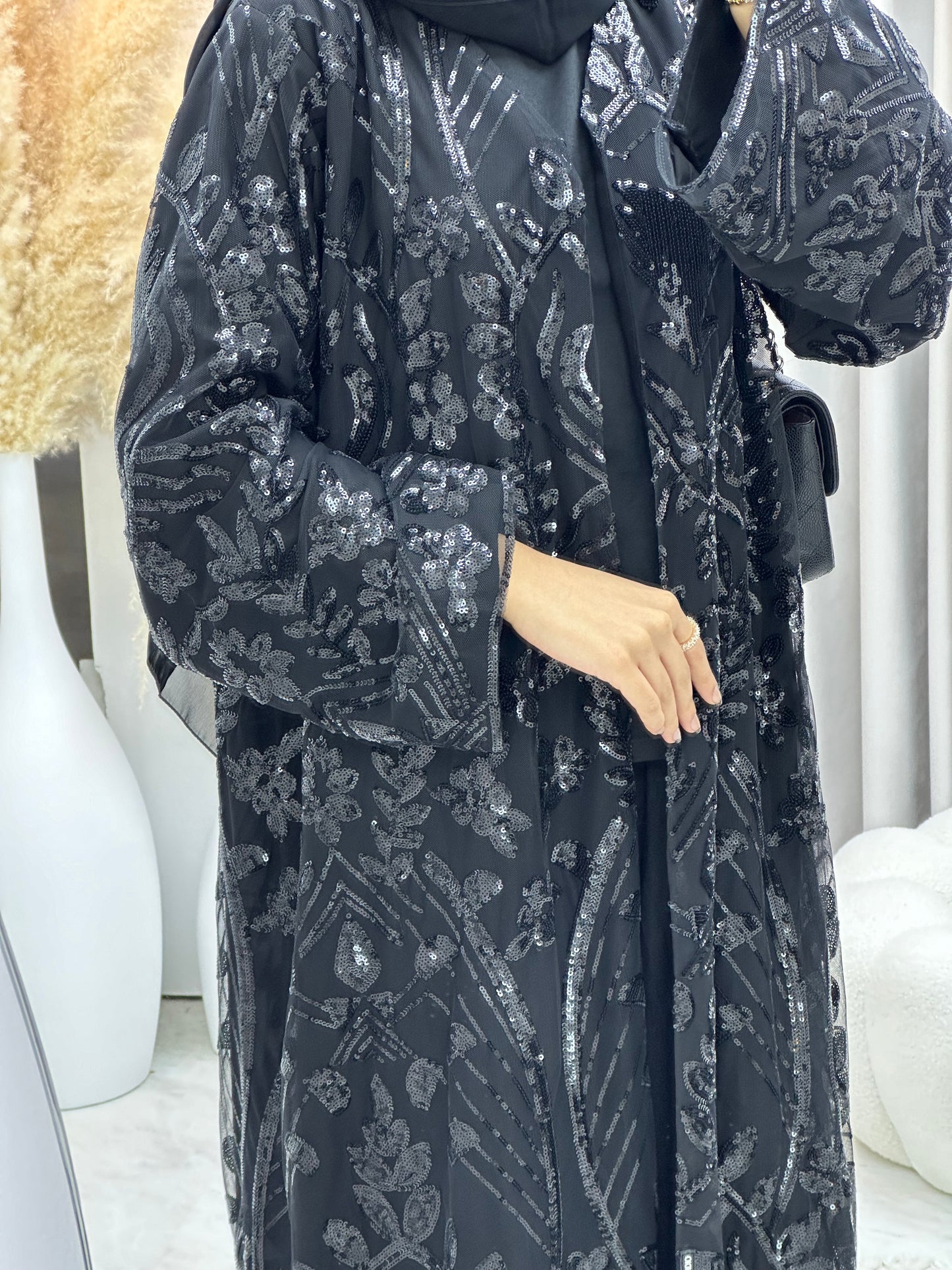 C 0163 Dantel Black Abaya