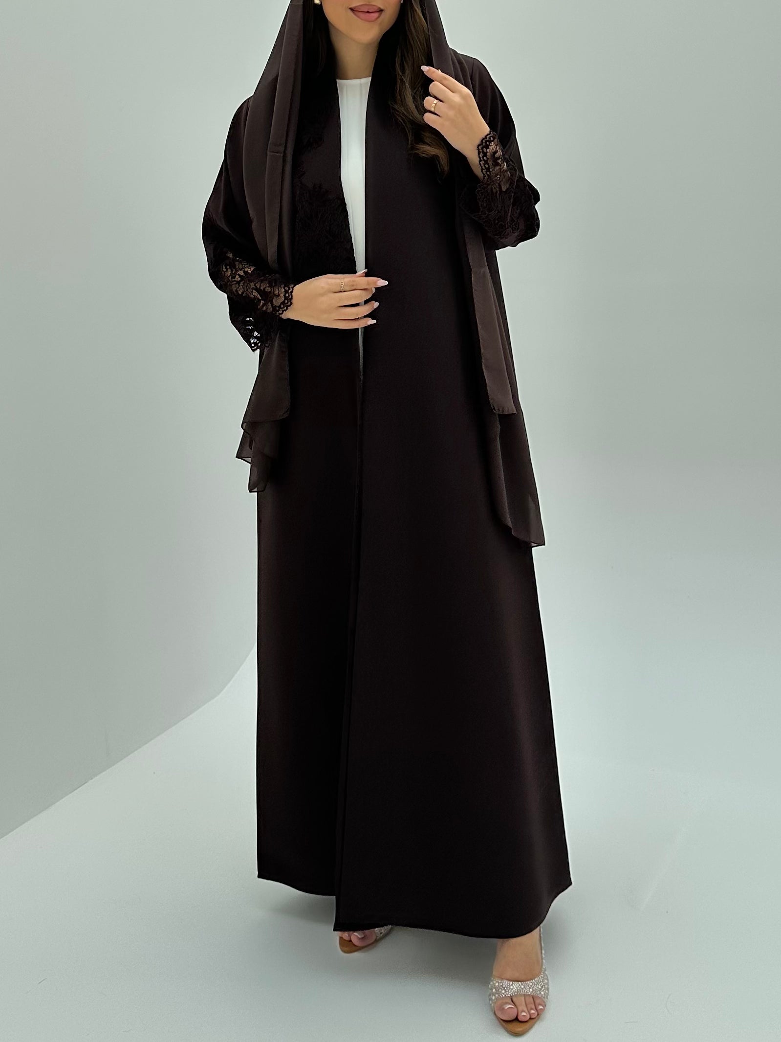 C 1795 Brown Dantel Abaya
