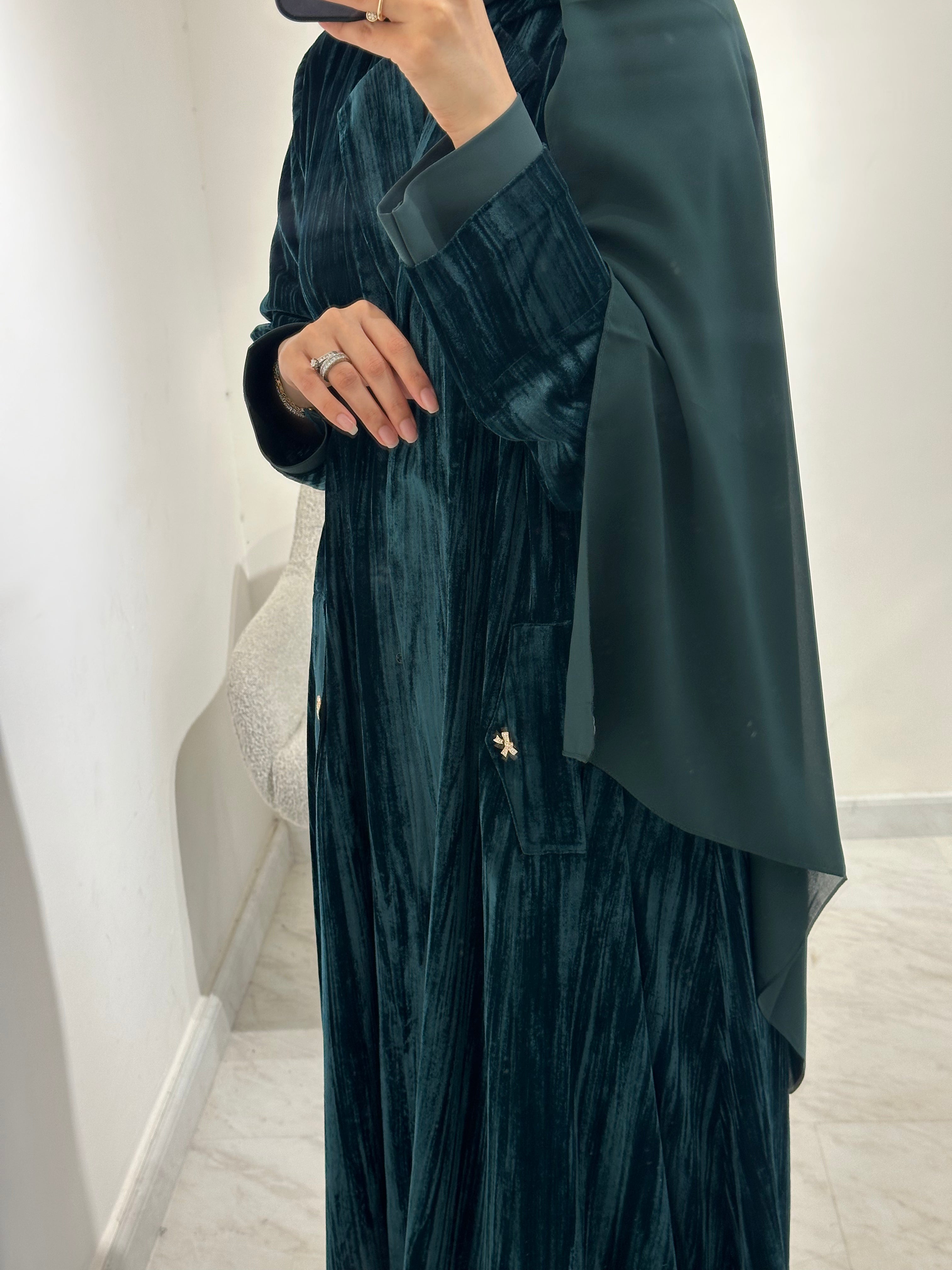 C 1545-03 Teal Velvet Abaya