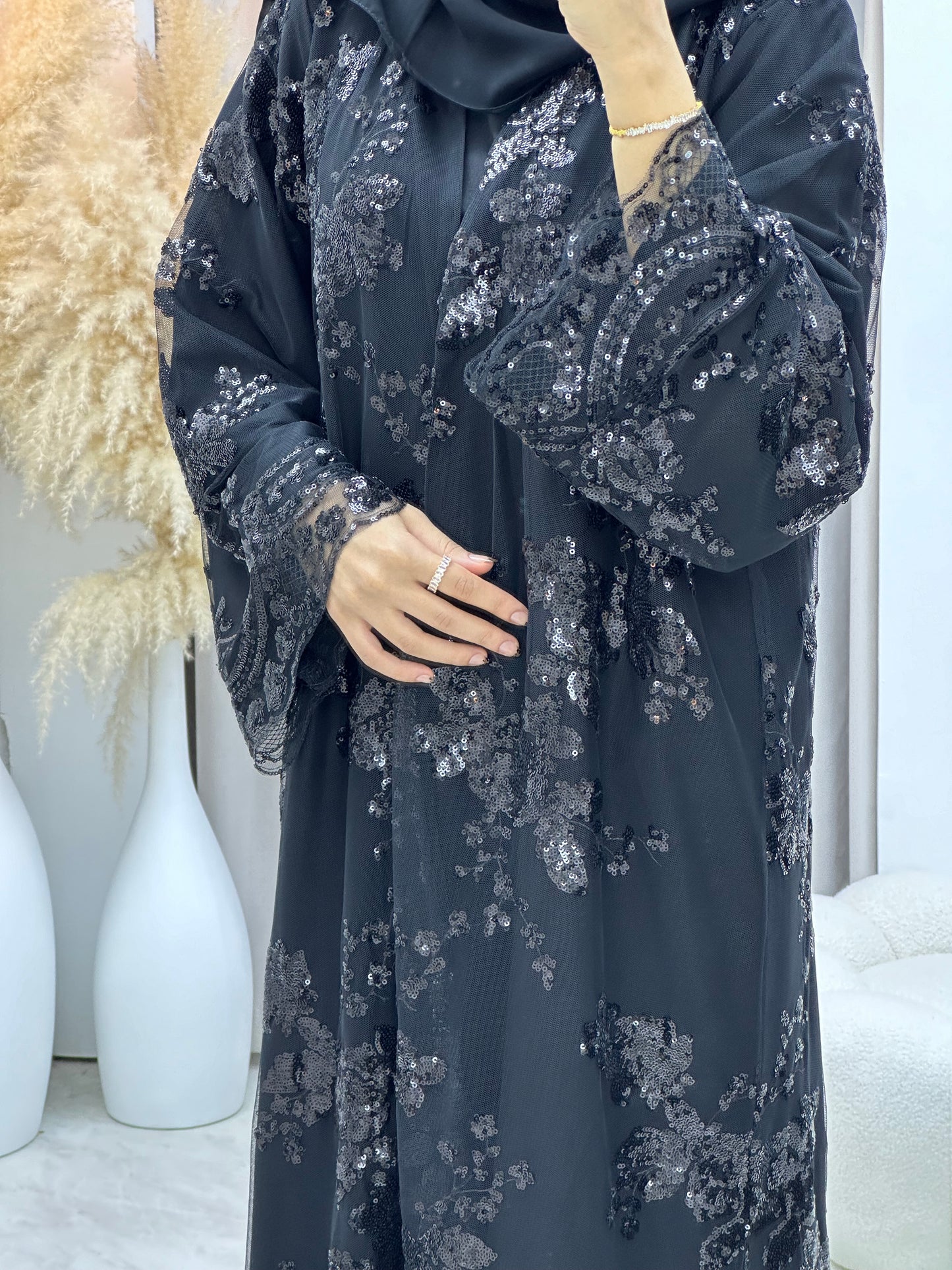 C 0167 Dantel Black Abaya