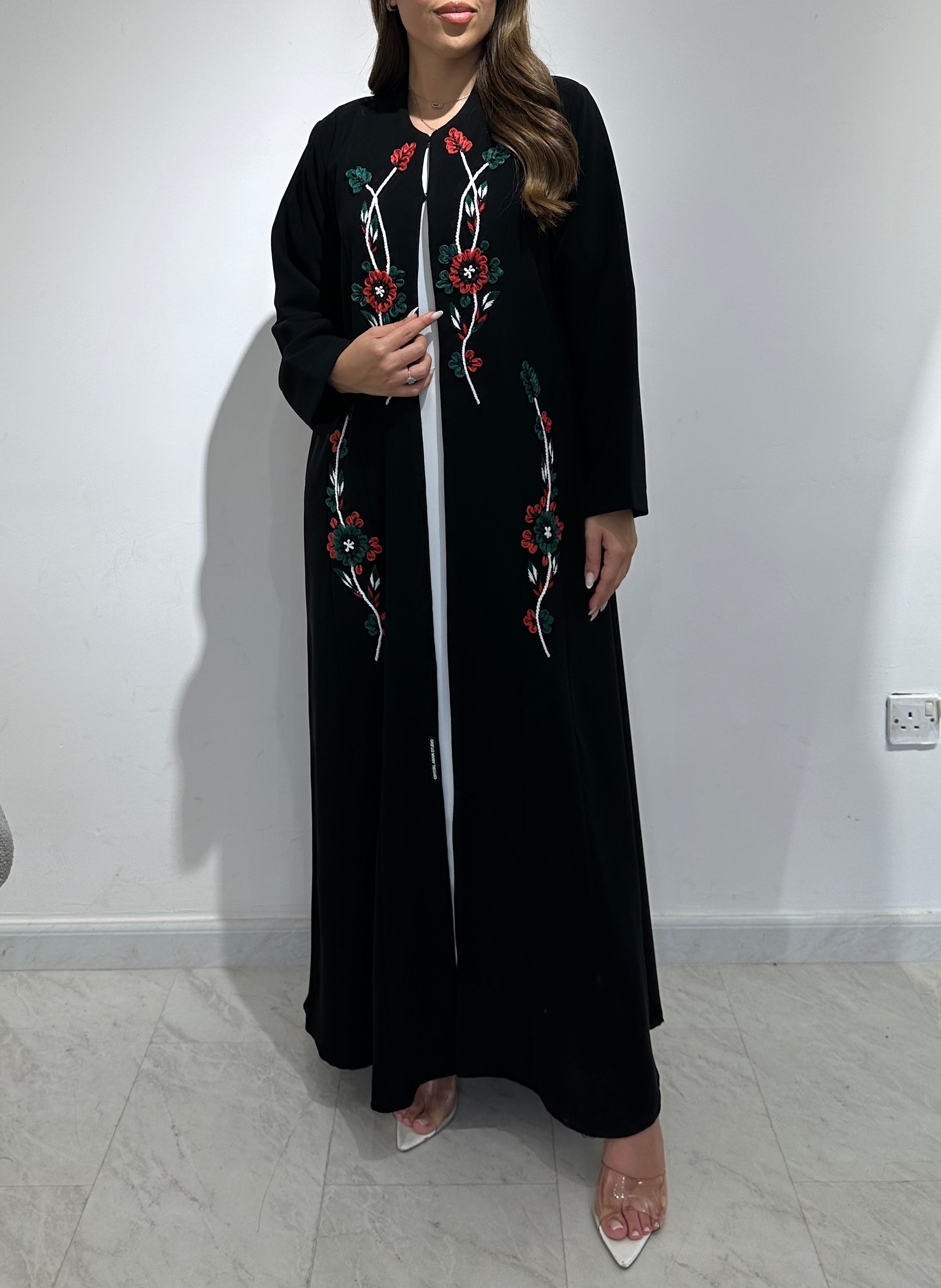 C RTW 1558 Emirati Embroidered Beaded Abaya