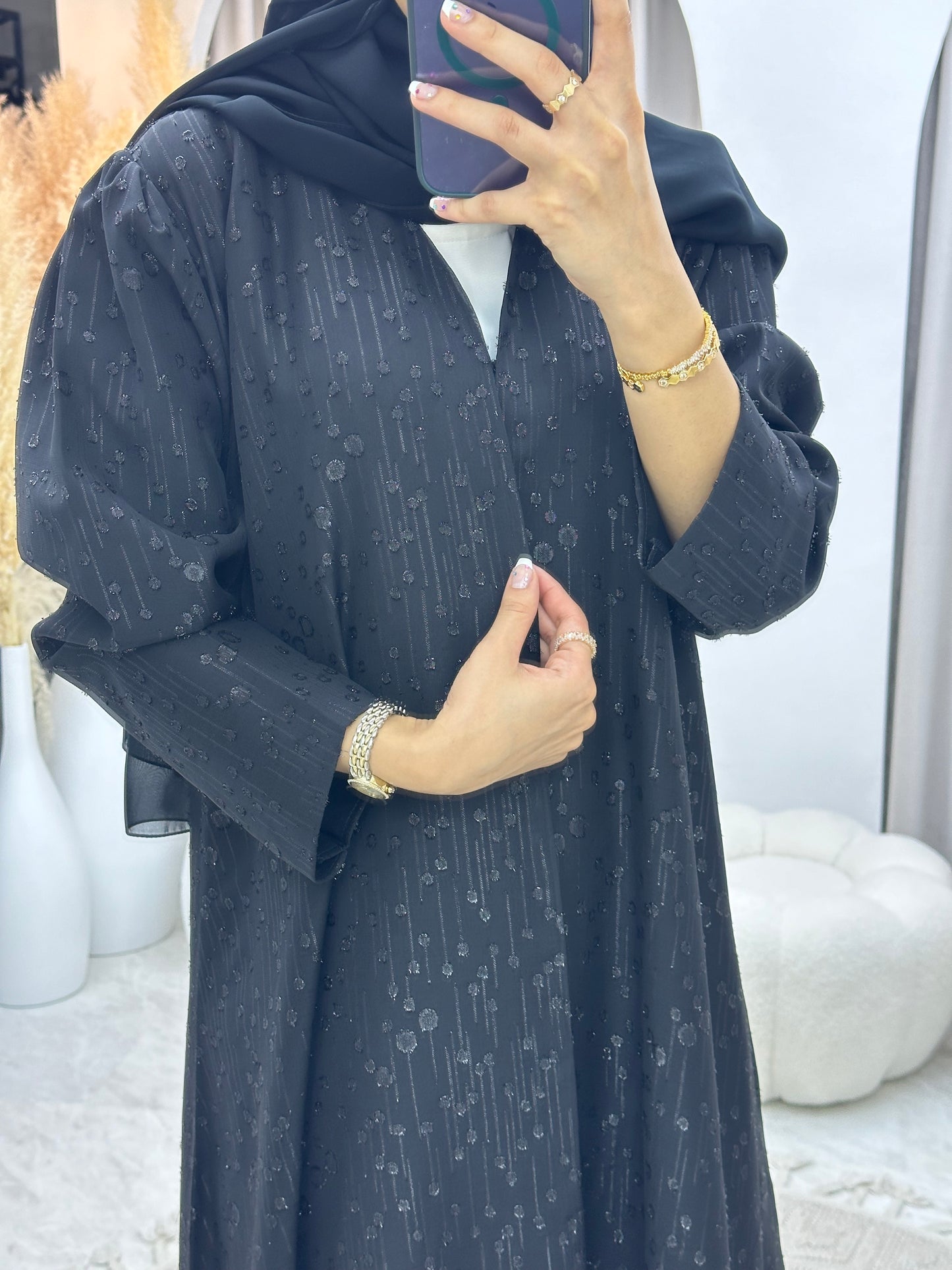 C RTW 0185 Black Dots Abaya