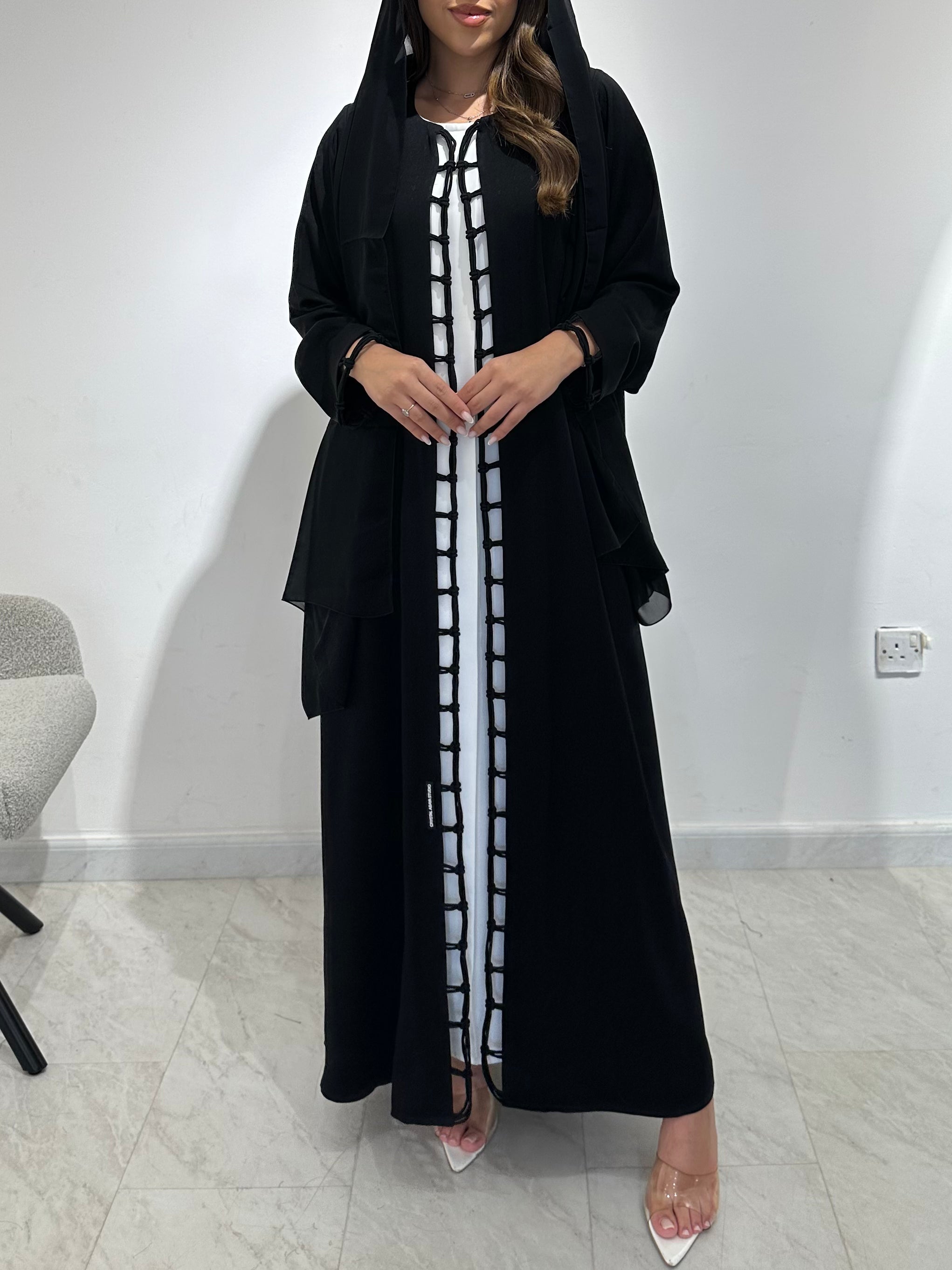 C 1571 Black Abaya