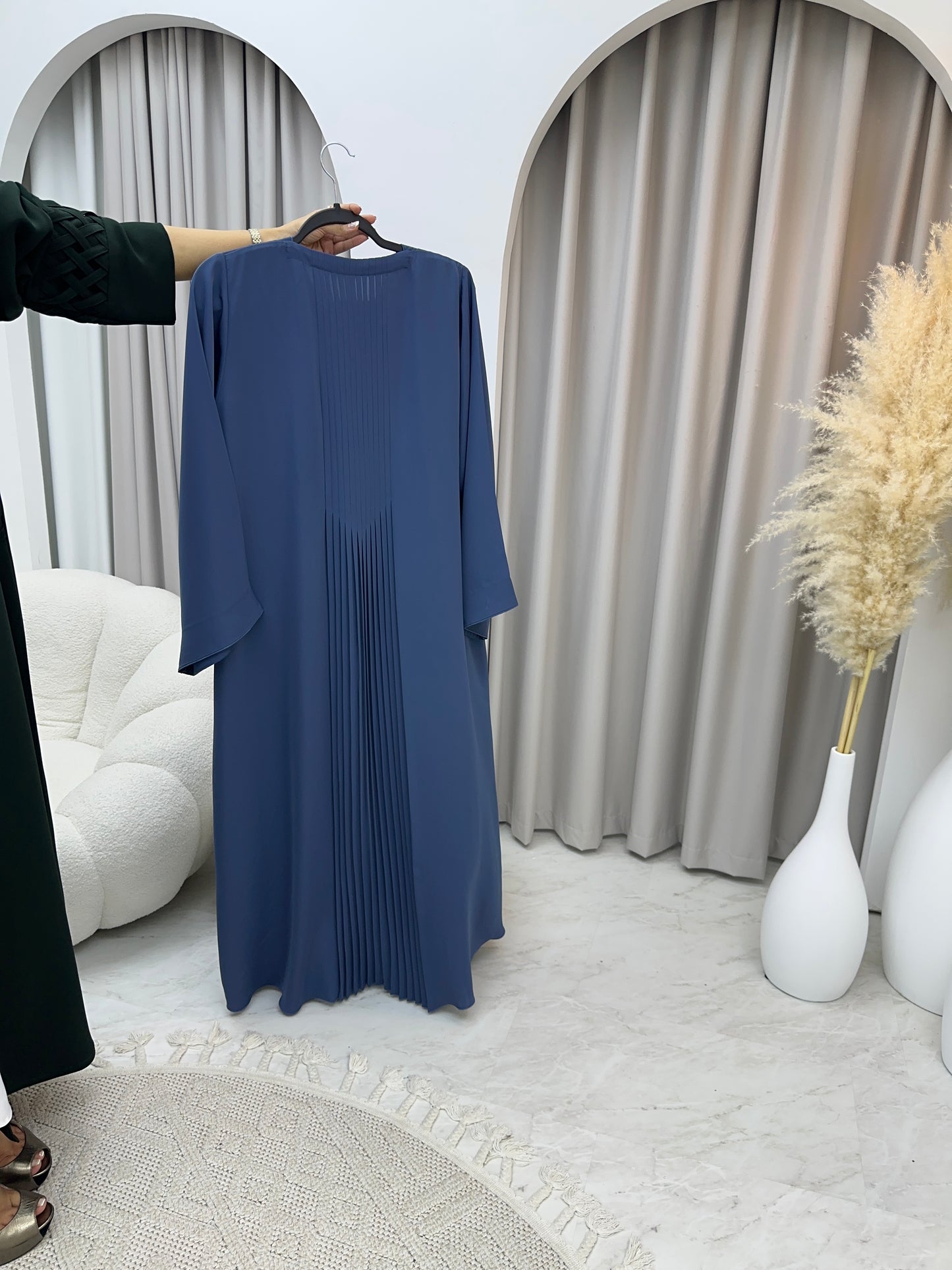 C 0180 Pleated Blue Abaya