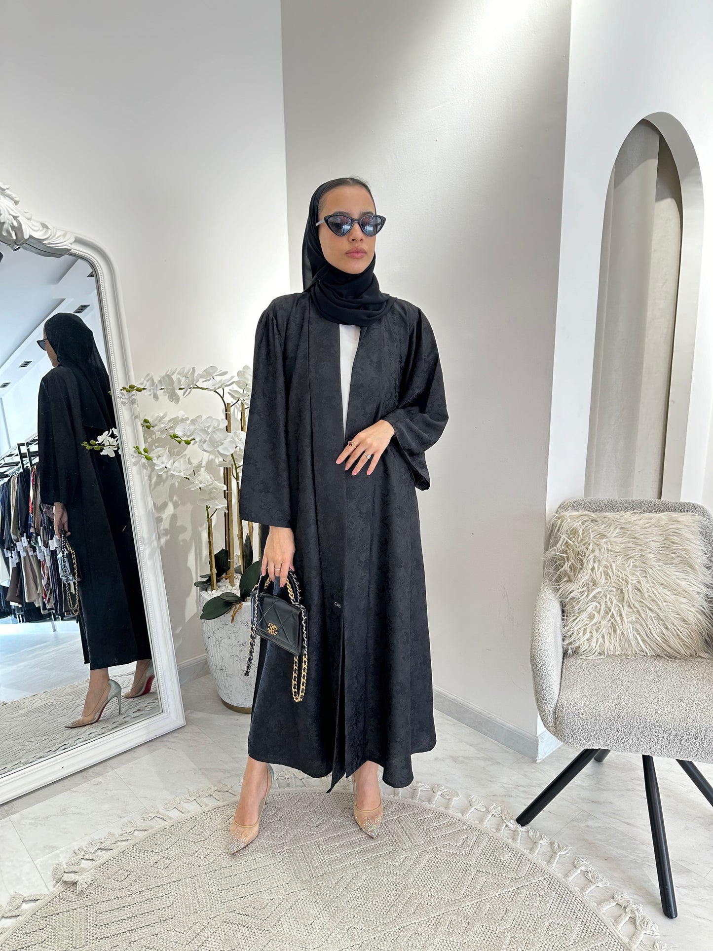 C 0370-01 Printed Black Abaya