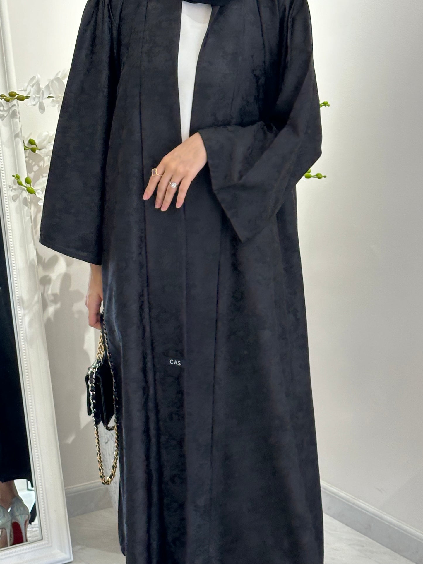 C 0370-01 Printed Black Abaya