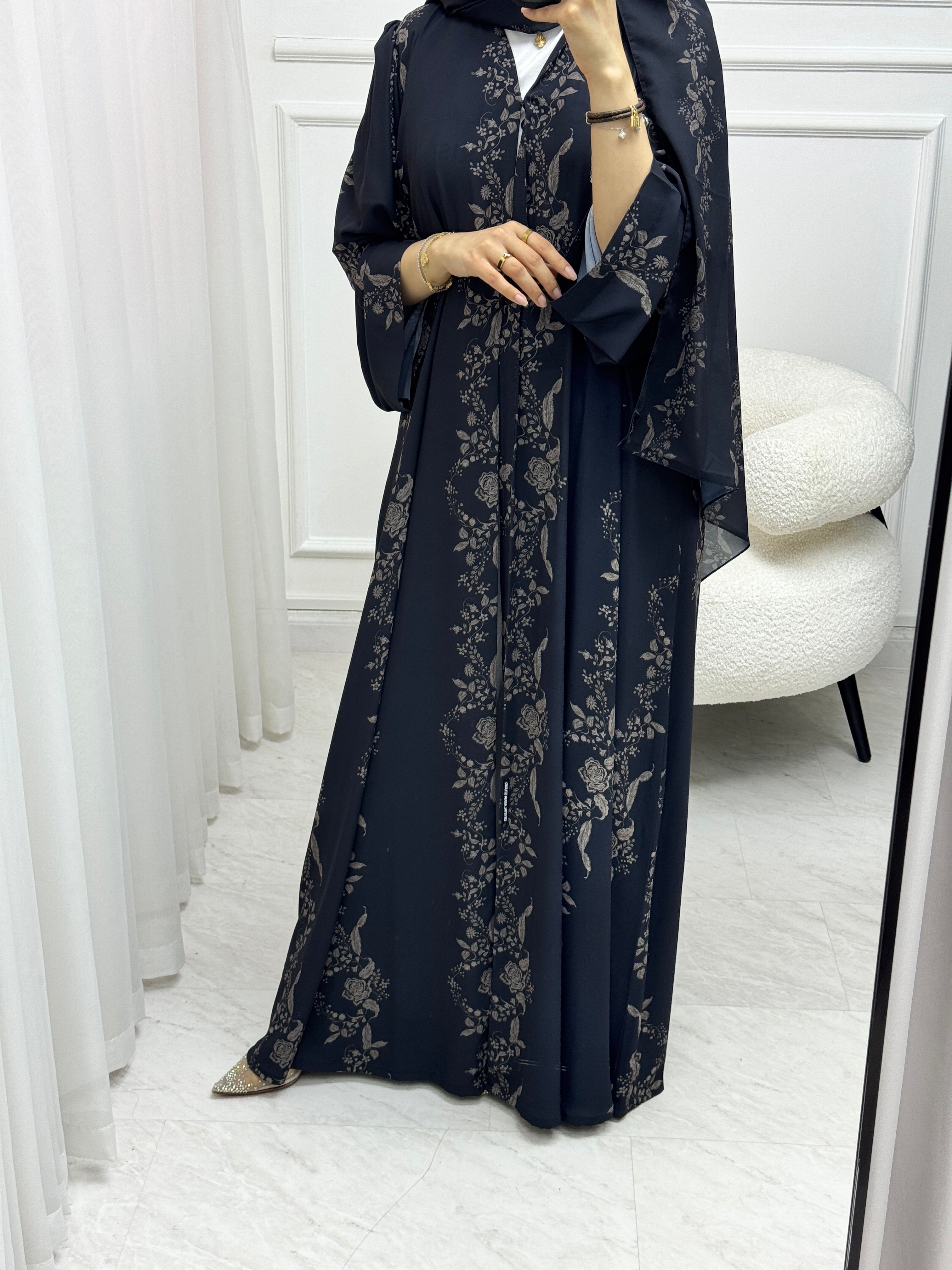 C 1529 Black Printed Abaya