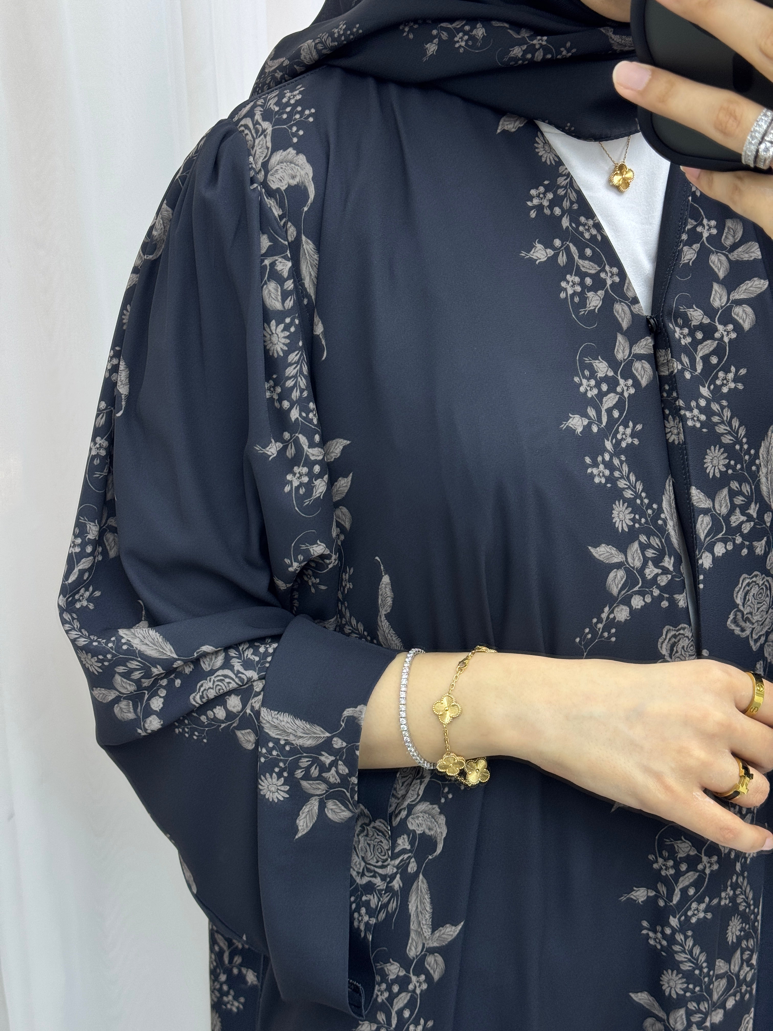 C 1529 Black Printed Abaya