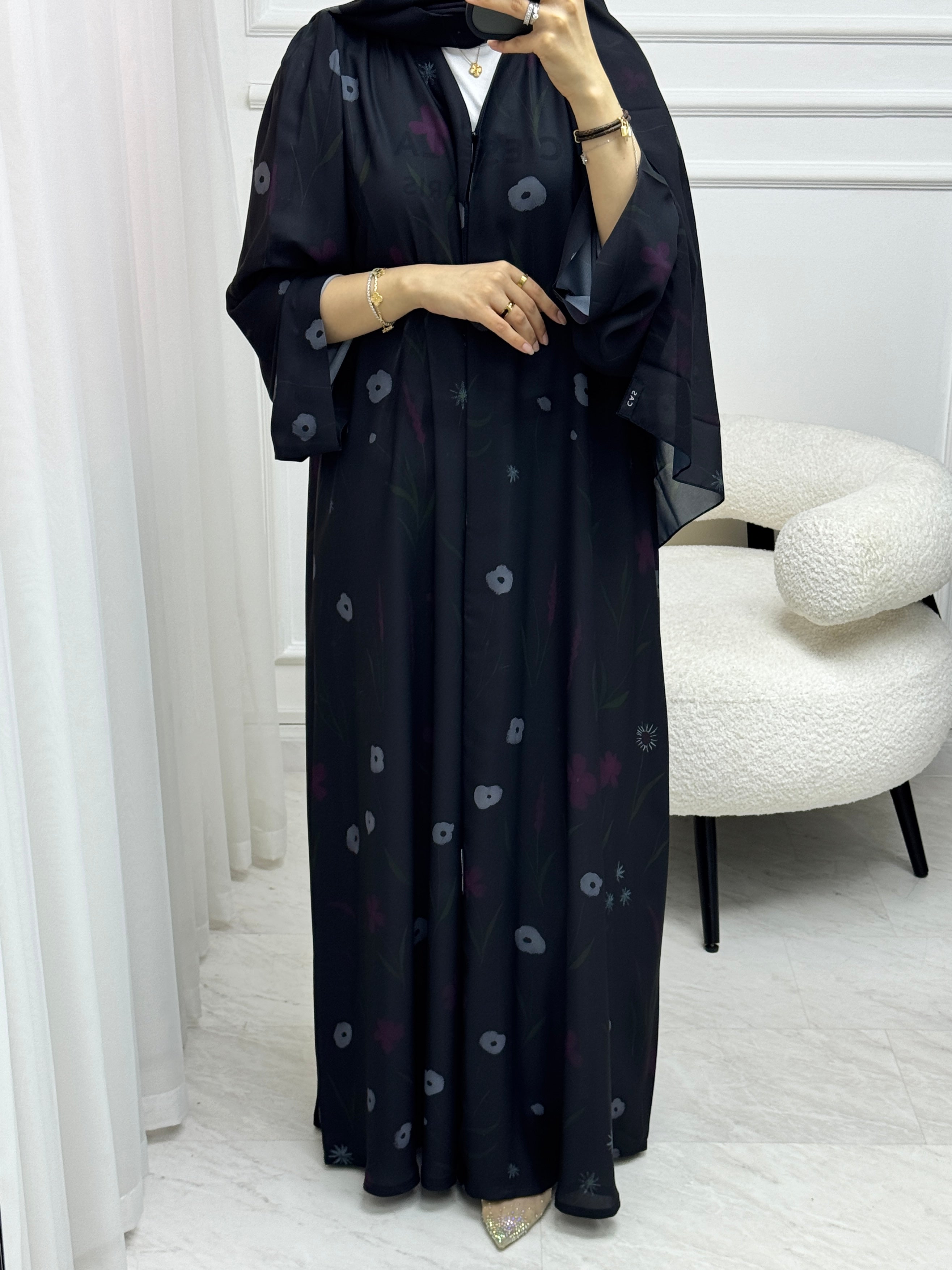 C 1530 Black Floral Abaya