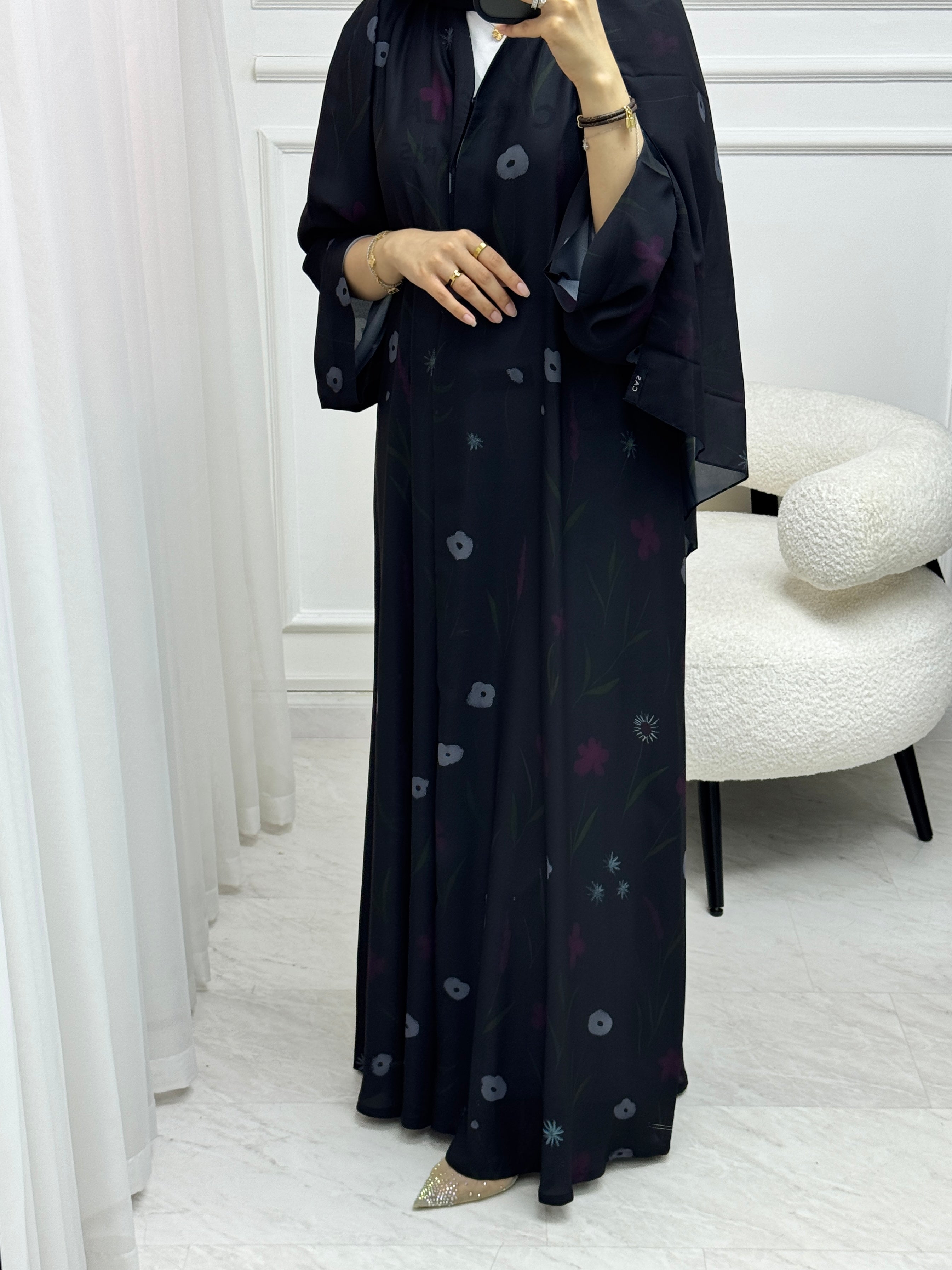 C 1530 Black Floral Abaya