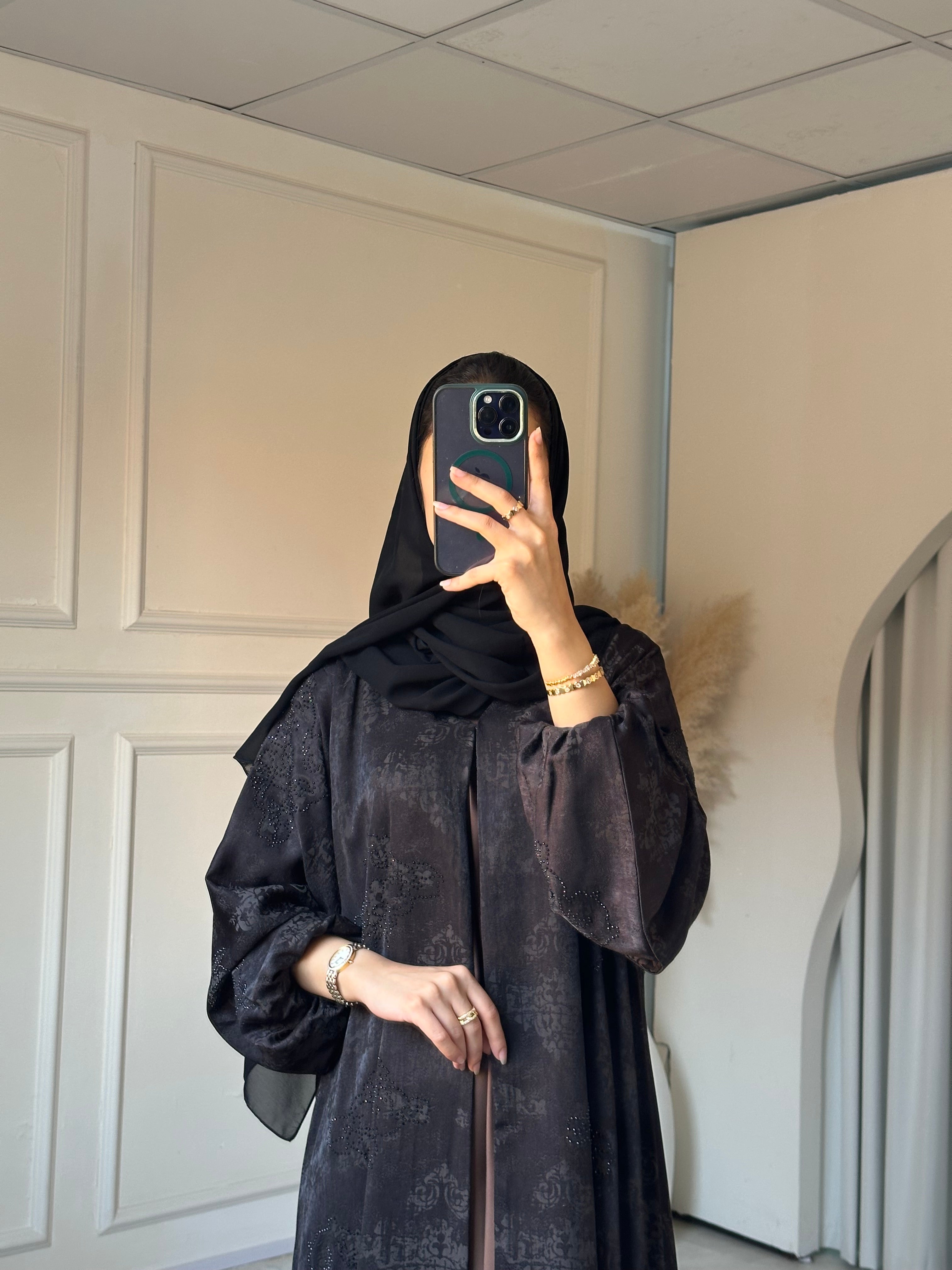 C RTW 0880 Black Printed Abaya