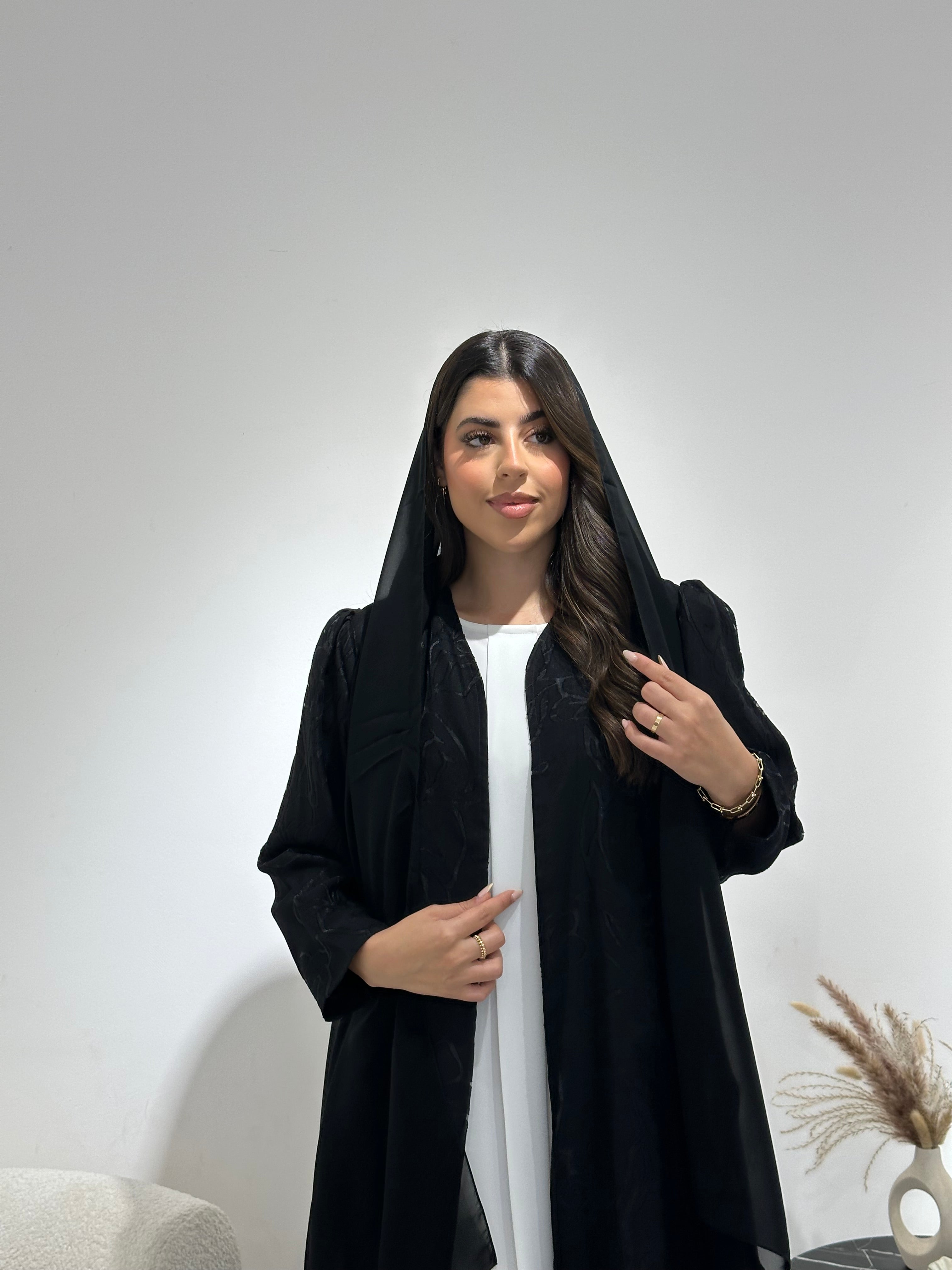 C 1353 Black Floral Abaya