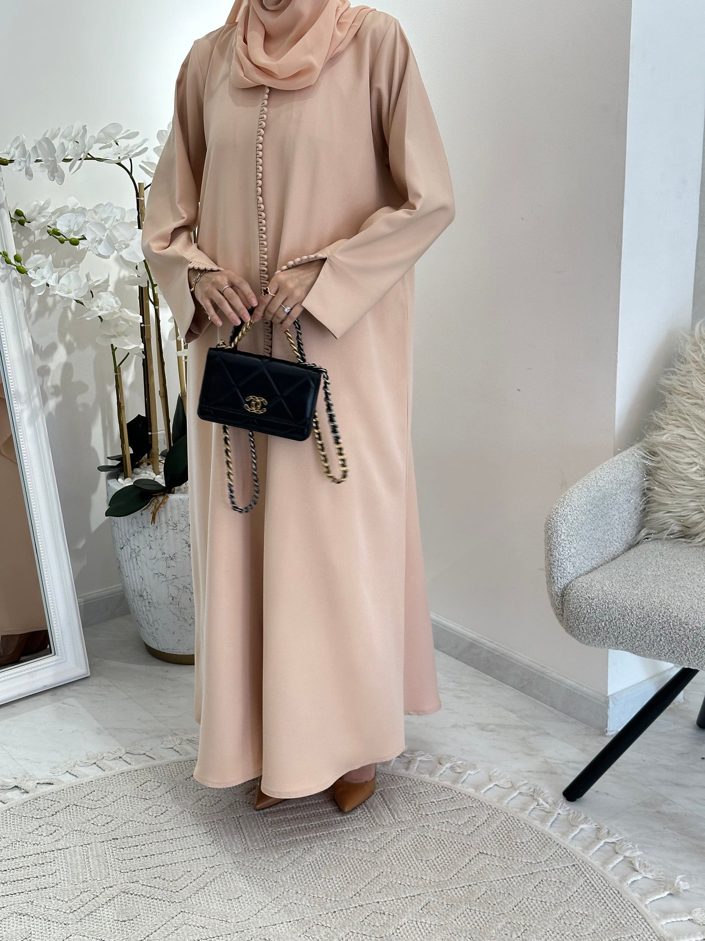 C 0372 Peach Abaya