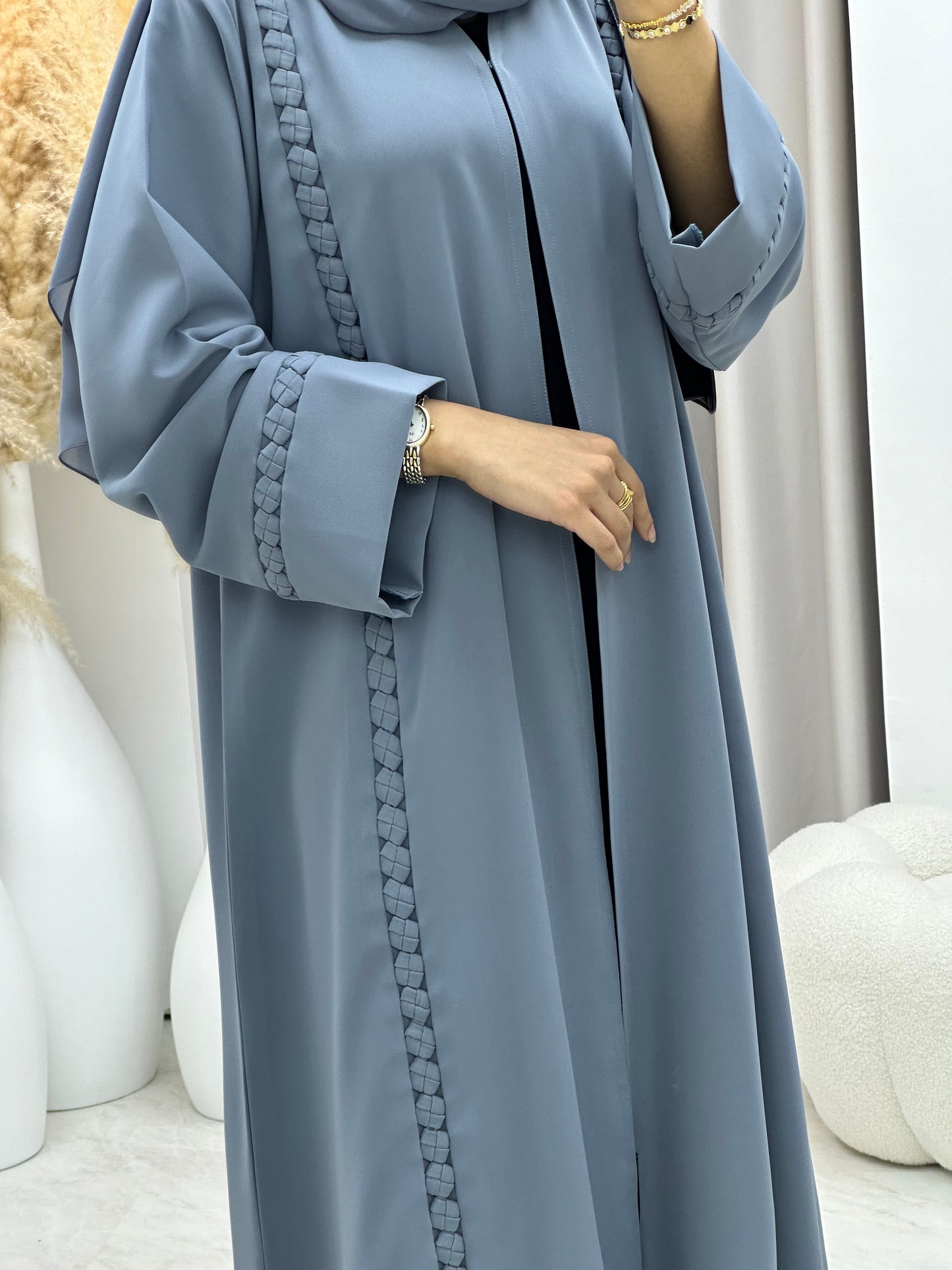 C 0201 Square Grey Abaya