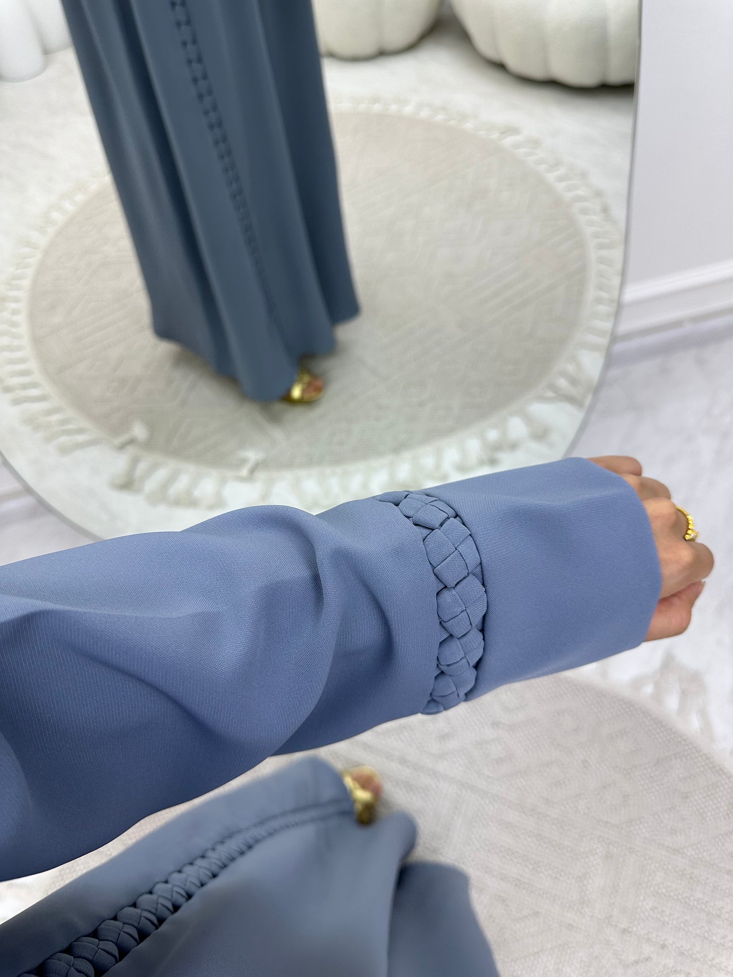 C 0201 Square Grey Abaya