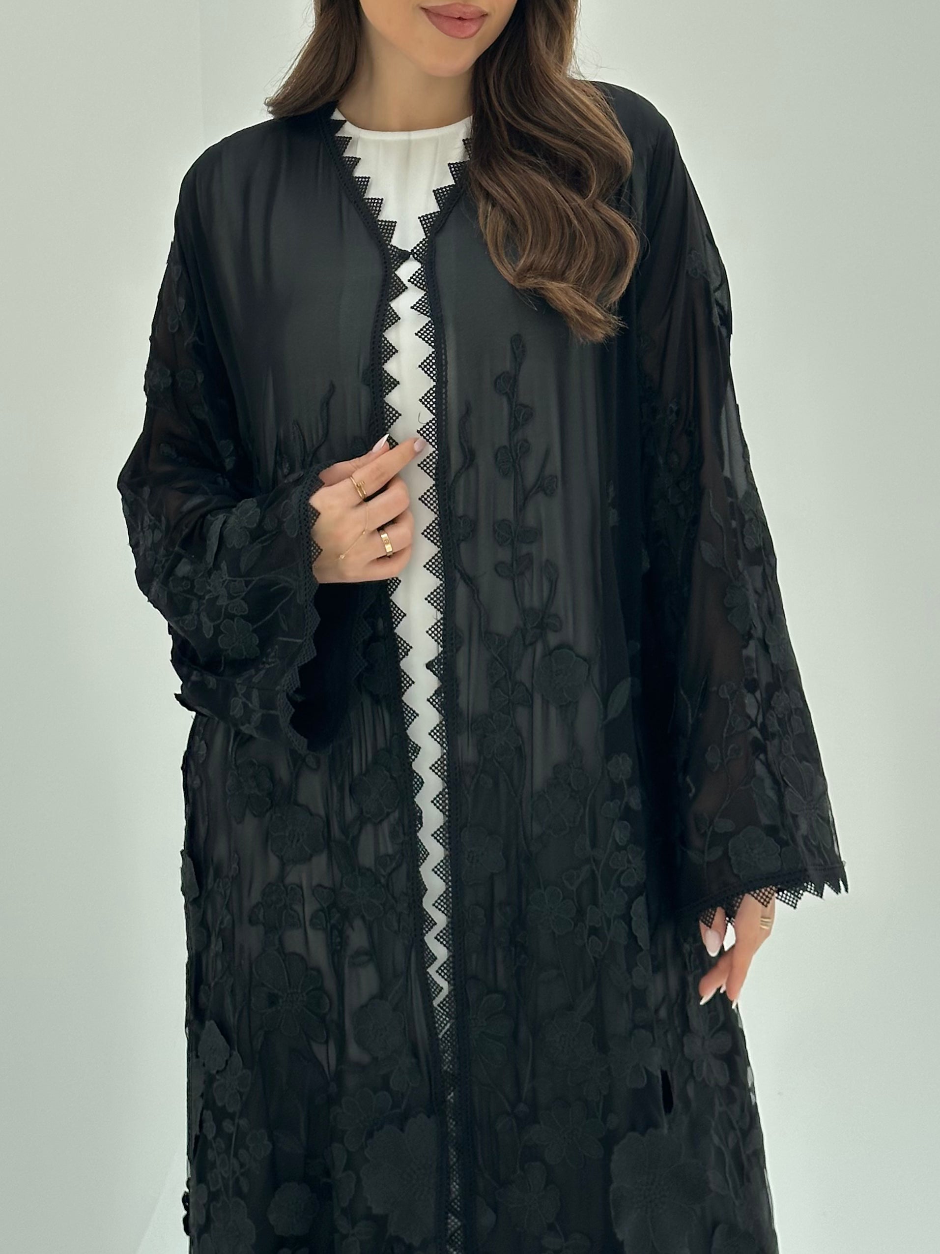 C 1863 Black Floral Abaya