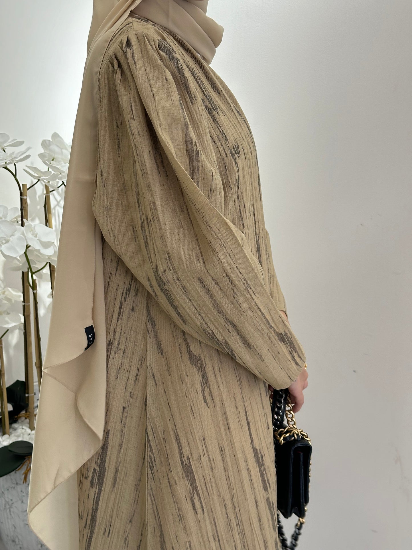 C 0369-01 Beige Printed Abaya