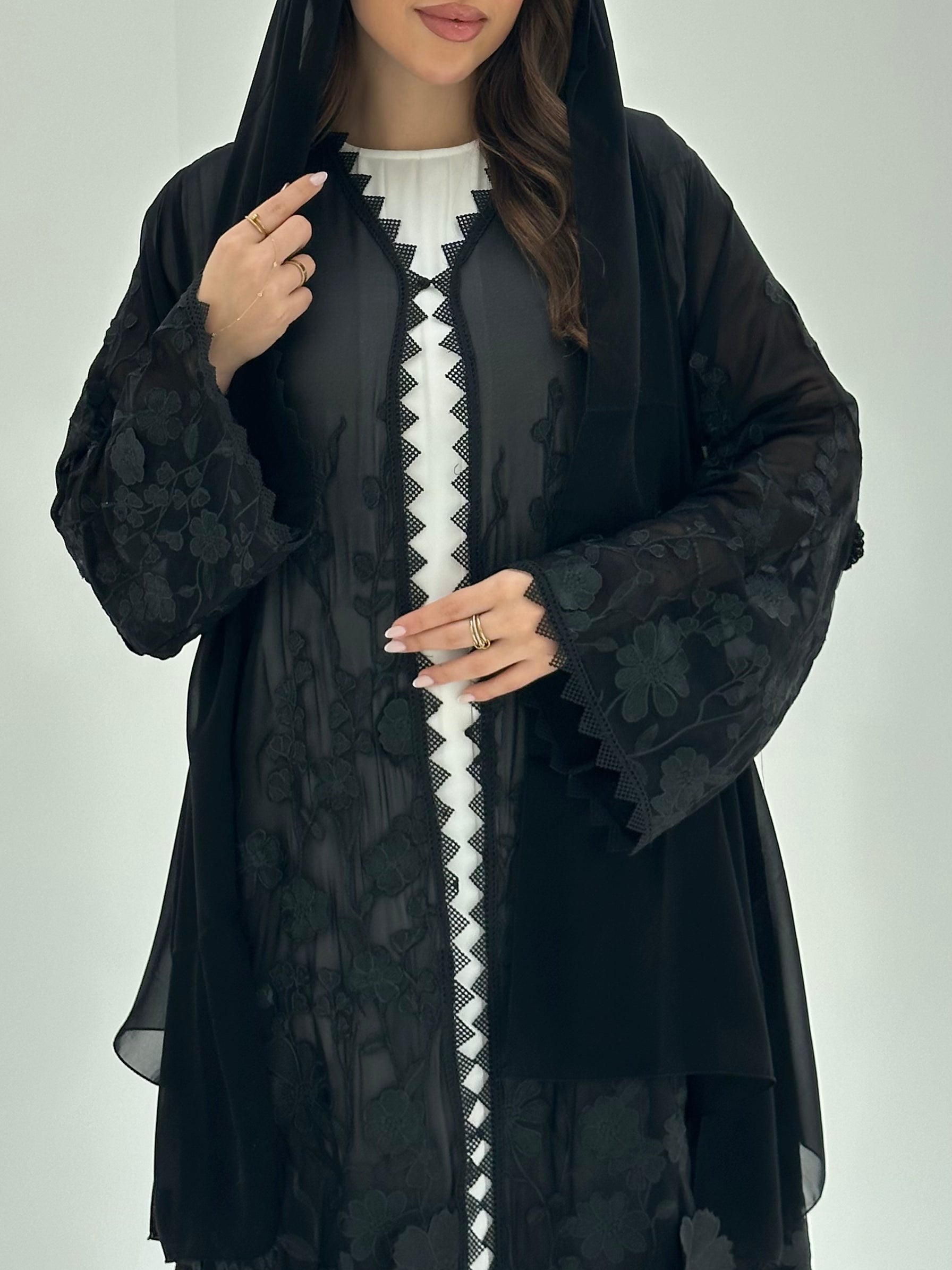 C 1863 Black Floral Abaya