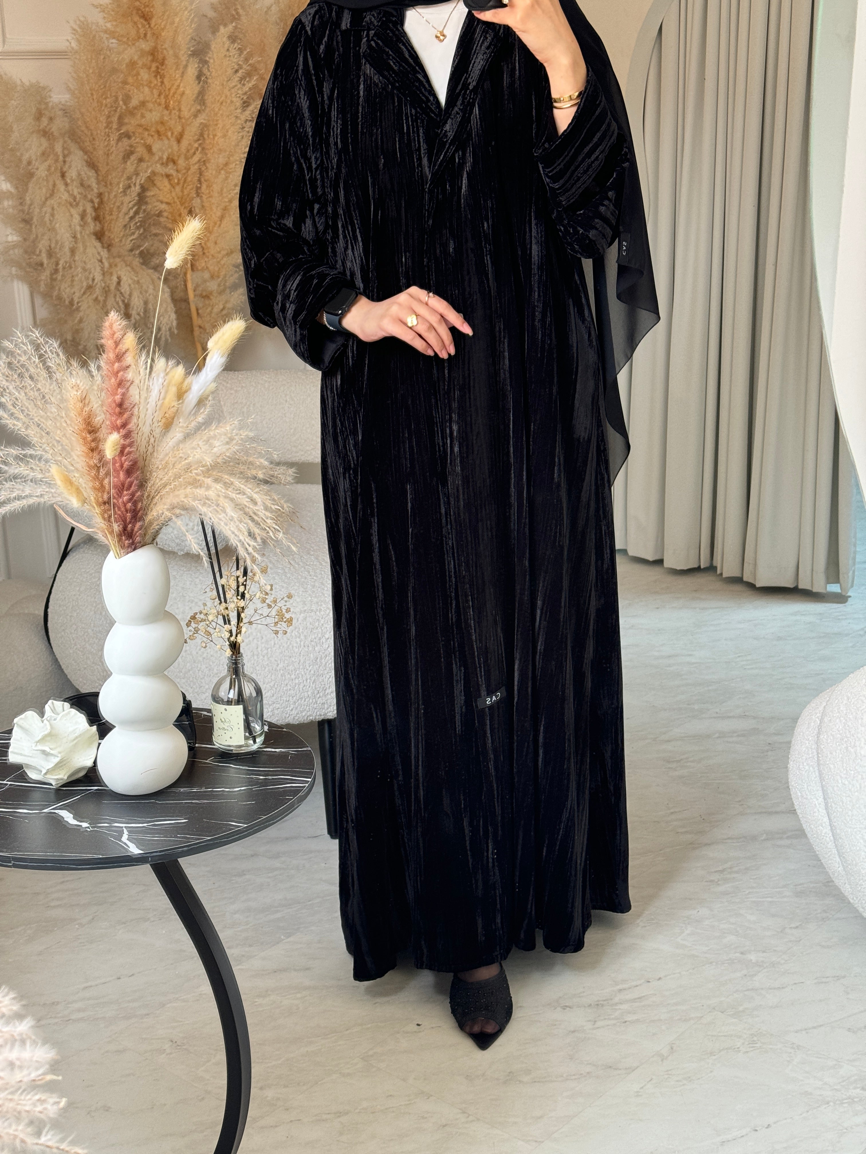 C RTW Black Velvet Abaya